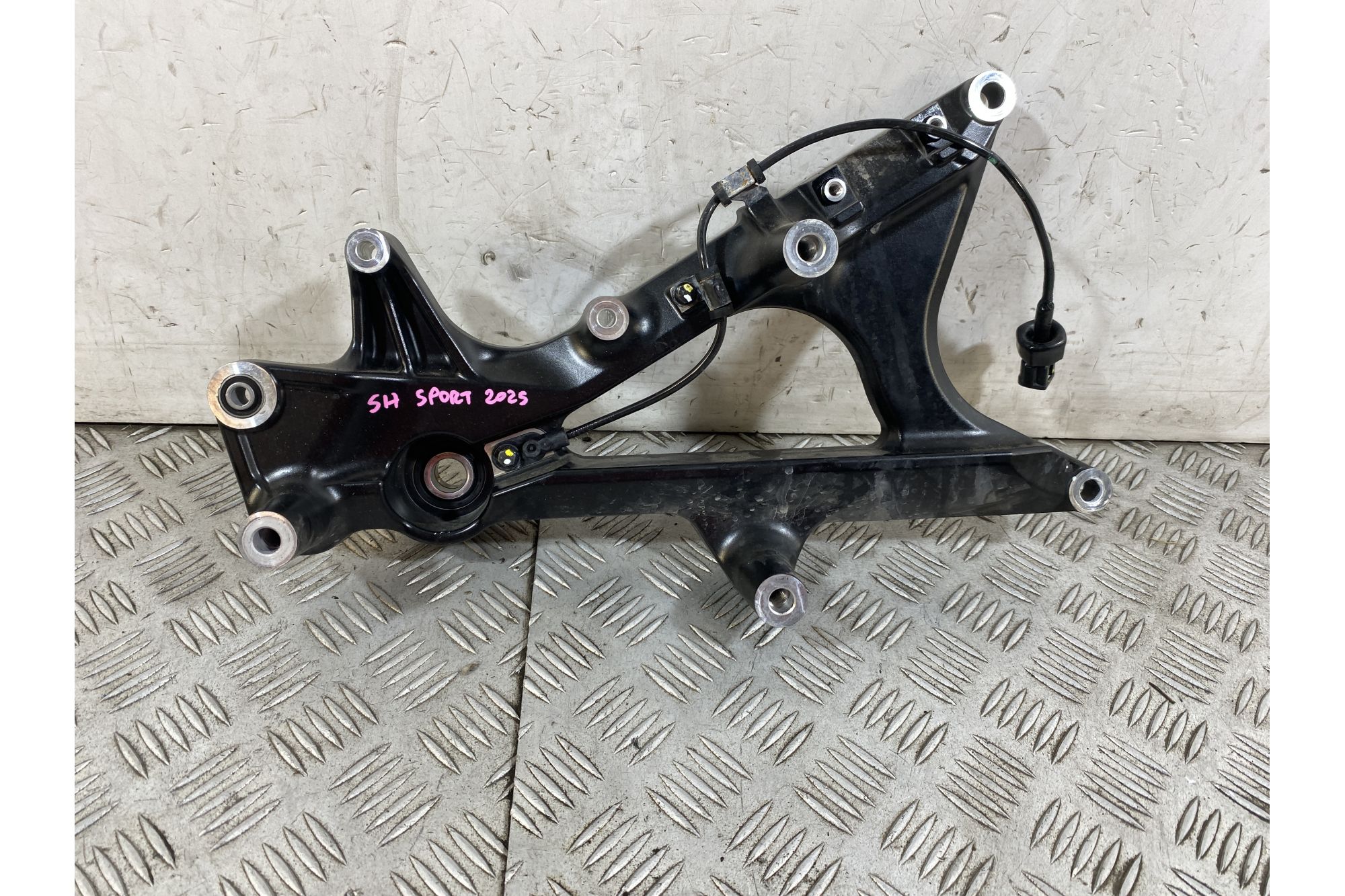 Staffa Supporto Marmitta Honda SH 125 Sport Dal 2024 al 2025  1753697417291