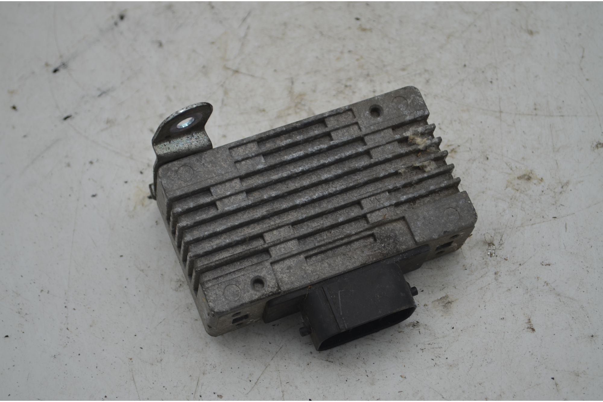 Centralina Convertitore di corrente Toyota Yaris Dal 2005 al 2011 Cod G920c0-52011  1753705833396