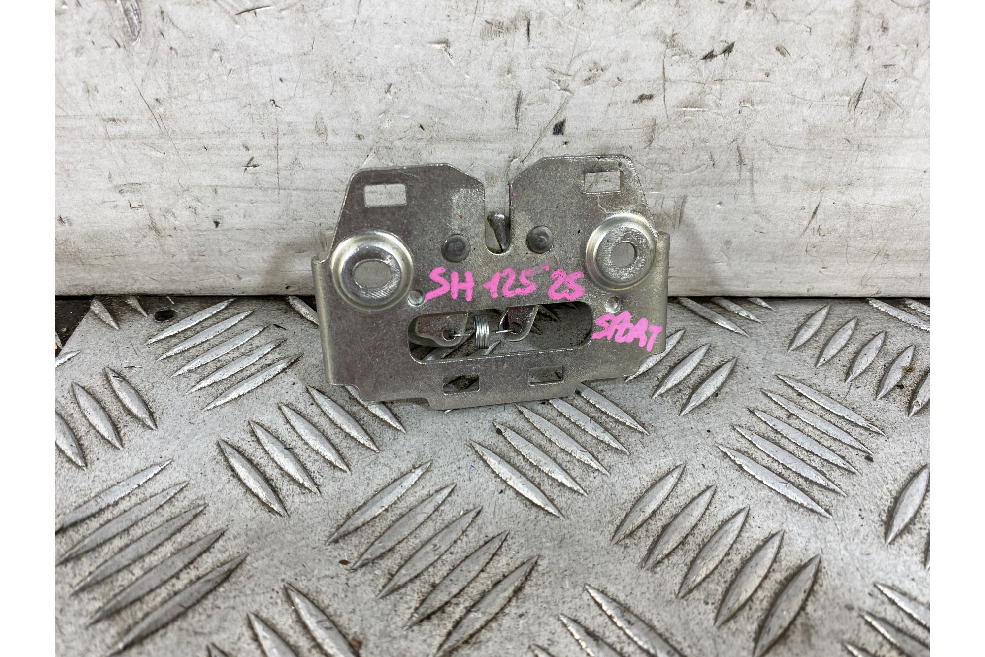 Lucchetto Serratura Sella Honda SH 125 Sport Dal 2024 al 2025  1753796199357