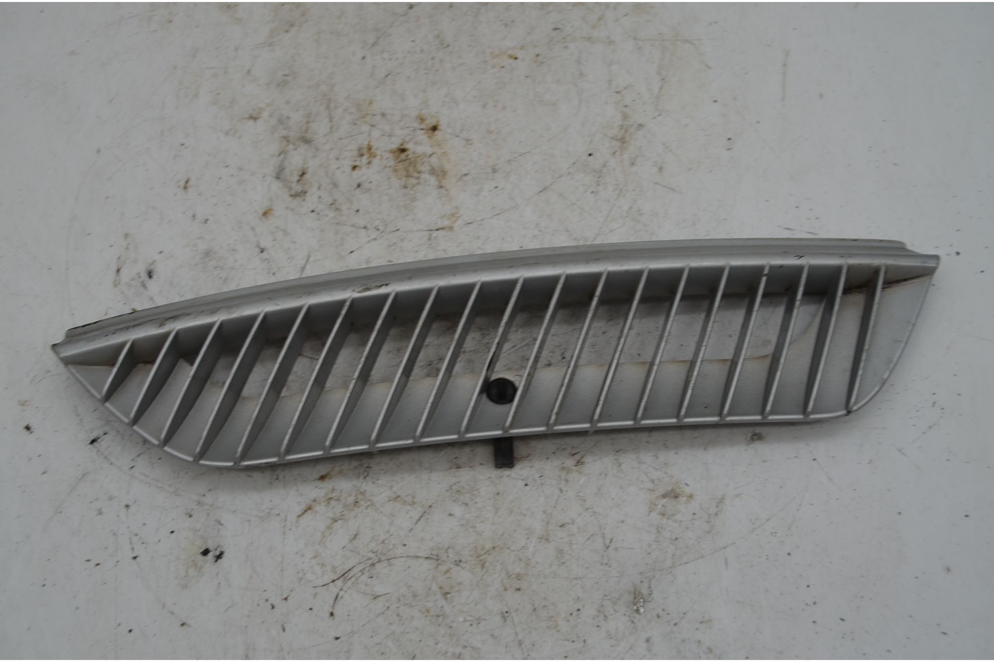 Griglia Laterale Sotto parabrezza SX Smart ForTwo W450 Dal 1998 al 2007 Cod 0001694  1753880447517
