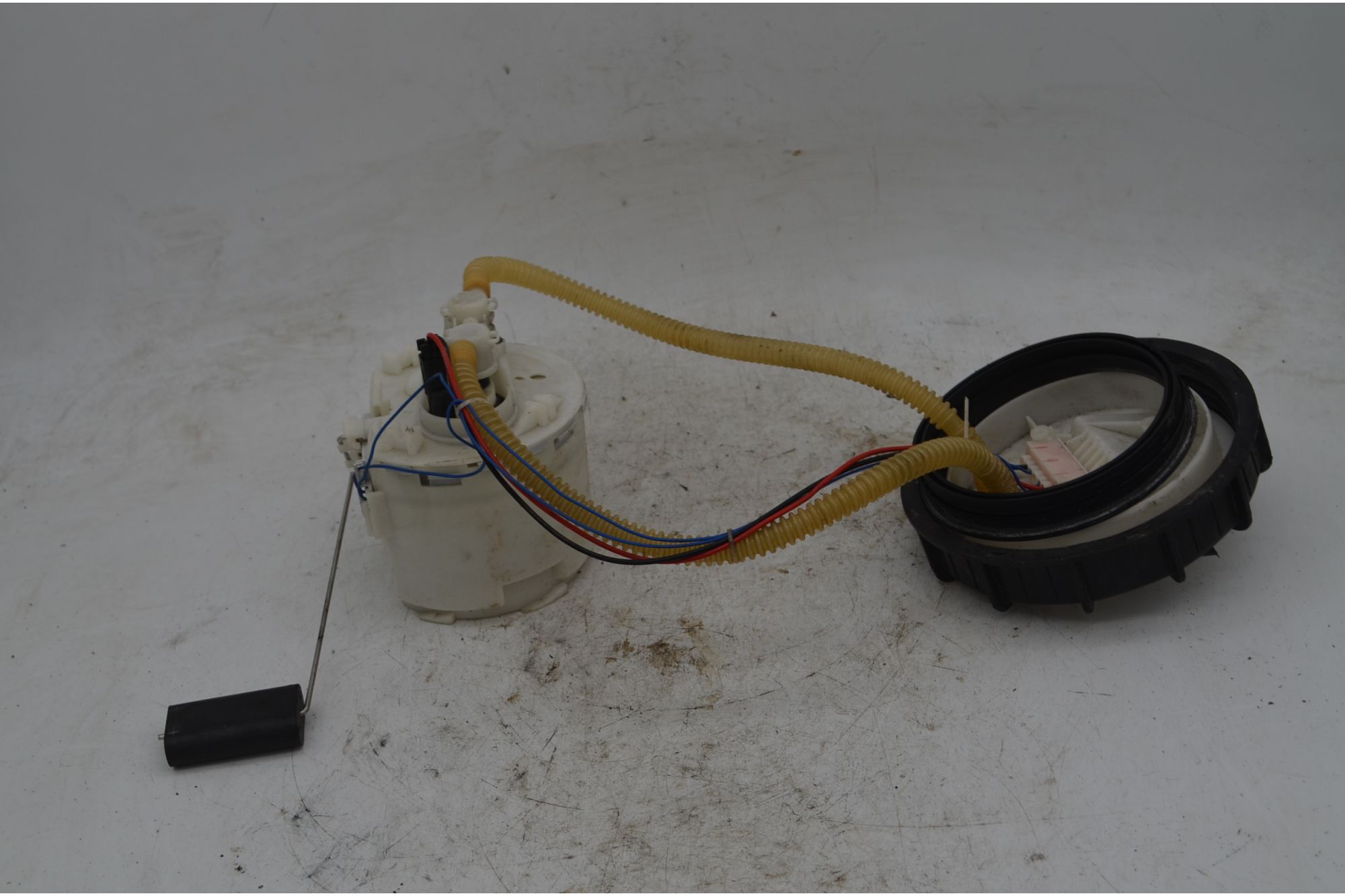 Pompa Carburante Ford Focus Dal 1998 al 2005 Cod 98AB-9C385-BA  1753964055430