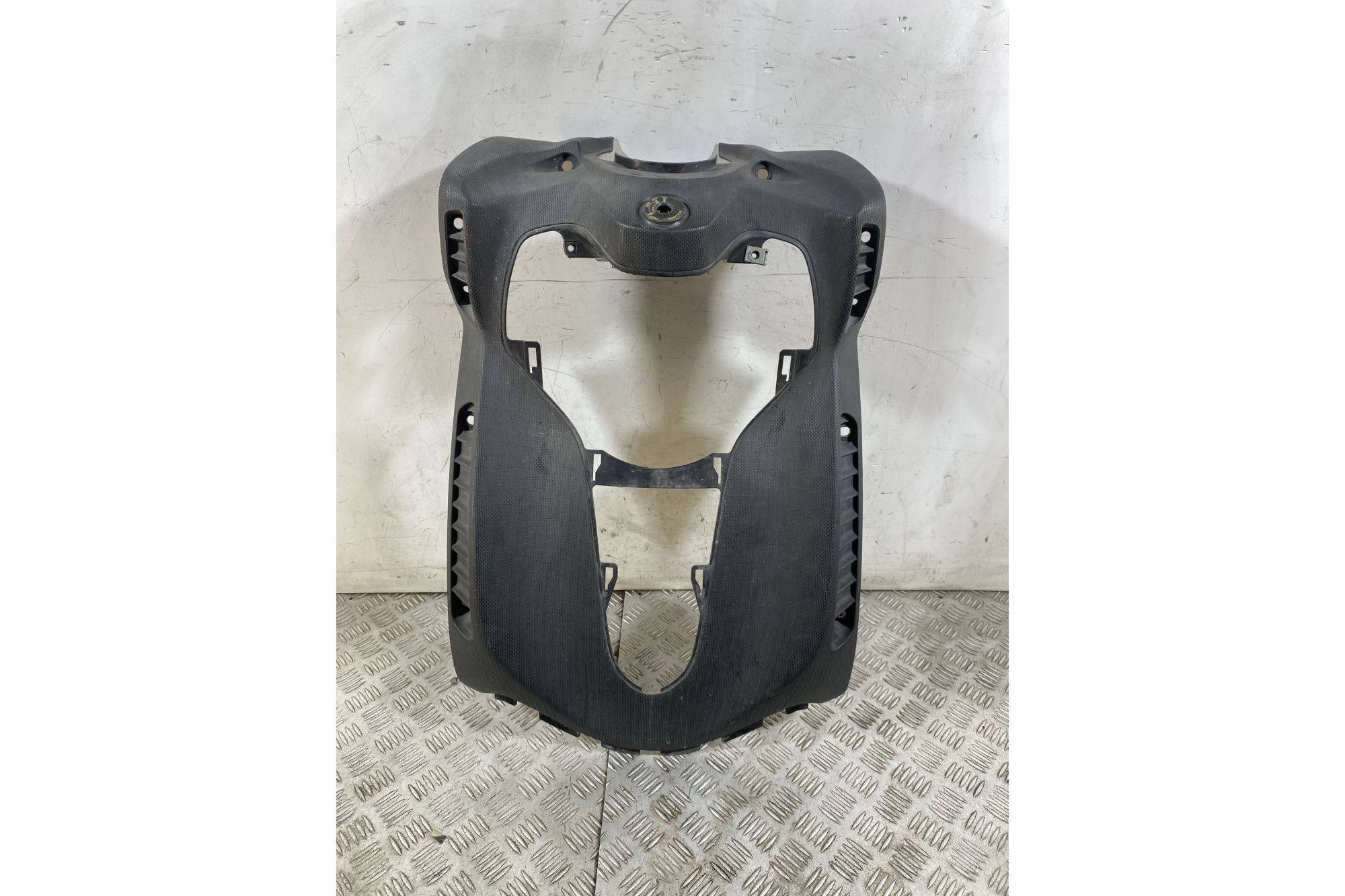 Carena Retrosudo Yamaha Xenter 125 / 150 dal 2011 al 2018  1754302713104
