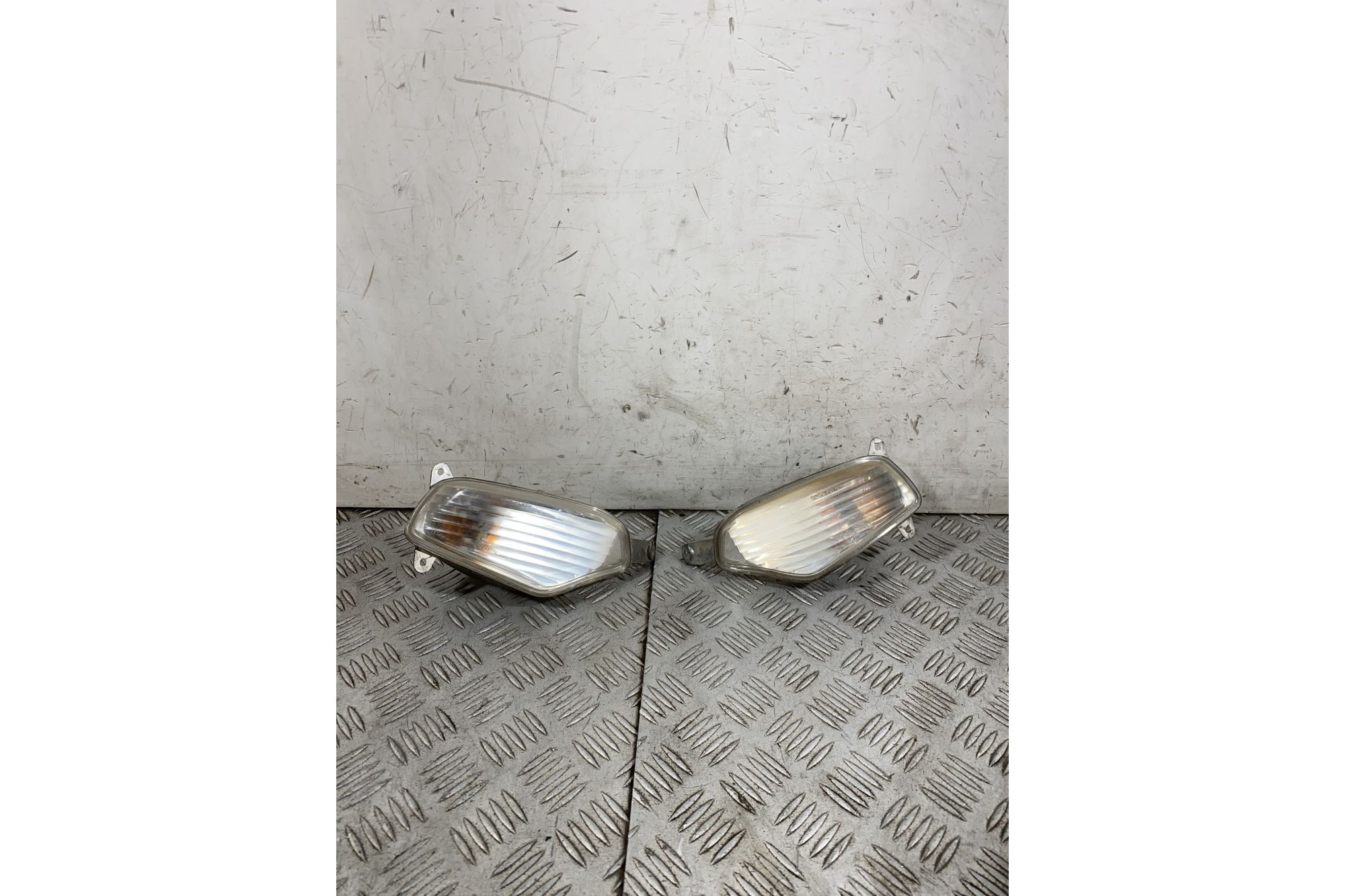 Coppia Frecce Anteriori Yamaha XC 300 Dal 2003 al 2006  1754315468312