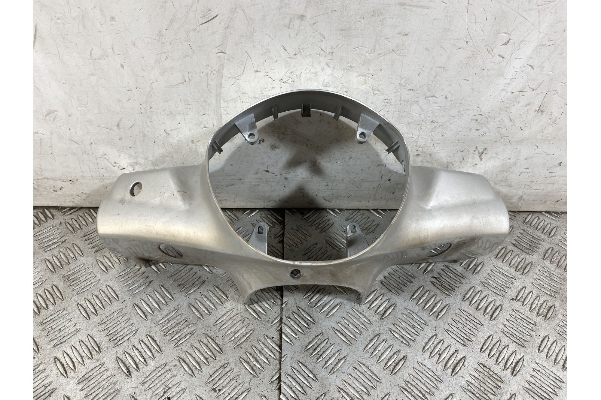Carena Coprimanubrio portafaro Piaggio Liberty 125 dal 2004 al 2016  1754385985443