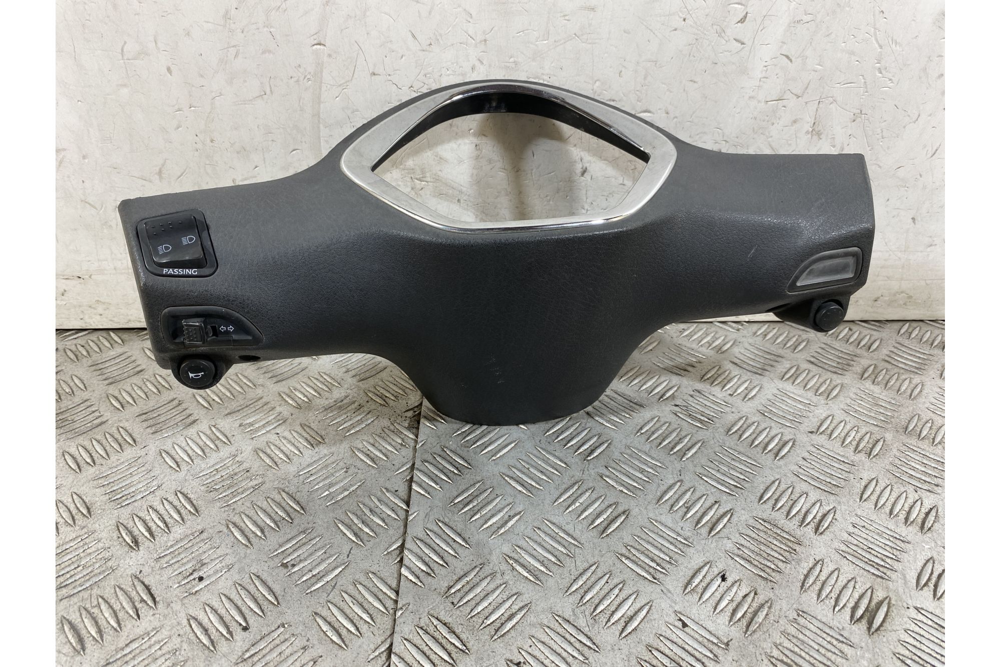 Carena Coprimanubrio portastrumentazione Piaggio Liberty 125 dal 2004 al 2016  1754386464220