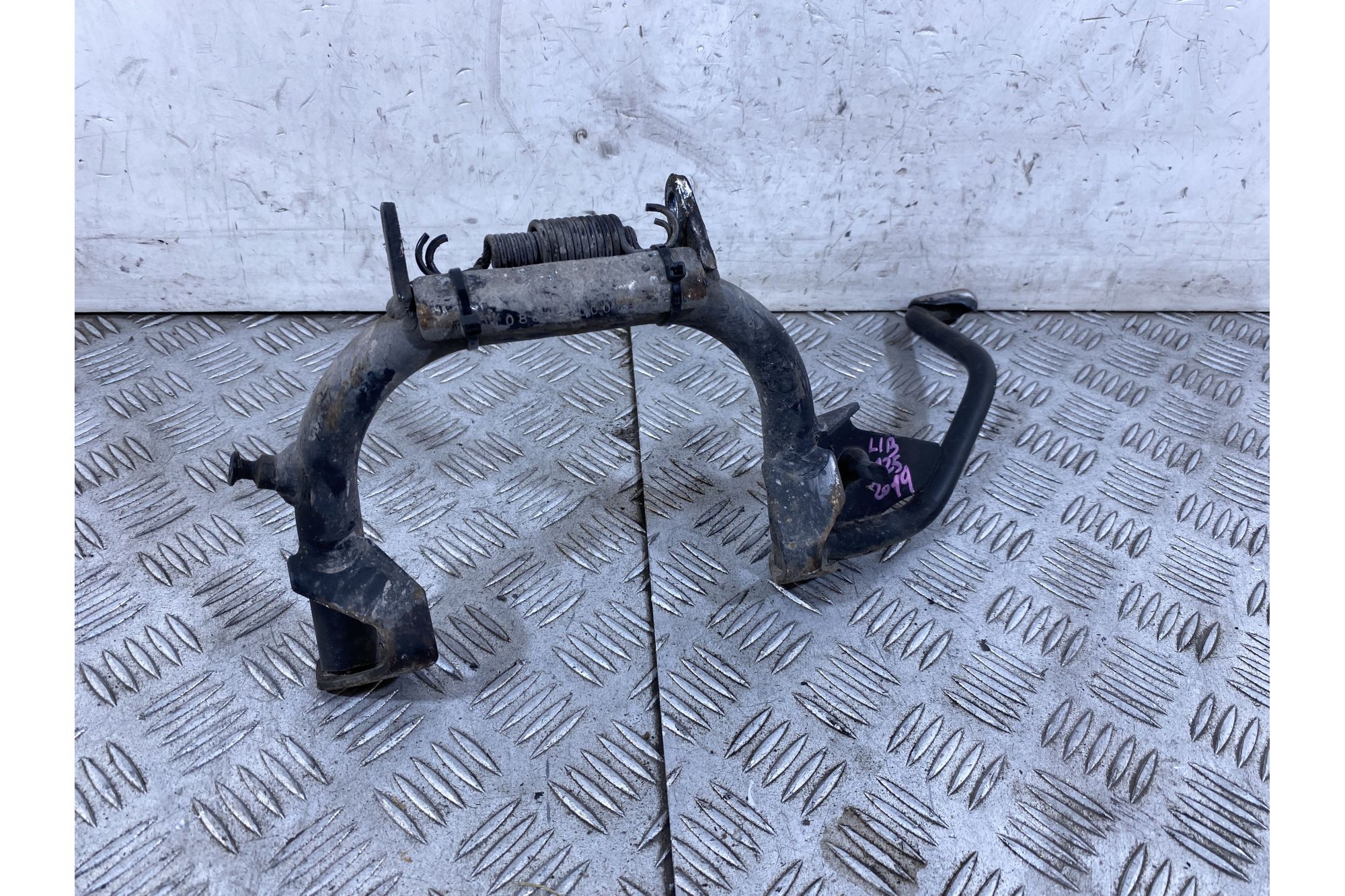 Cavalletto Centrale Piaggio Liberty 125 dal 2004 al 2016  1754399248565