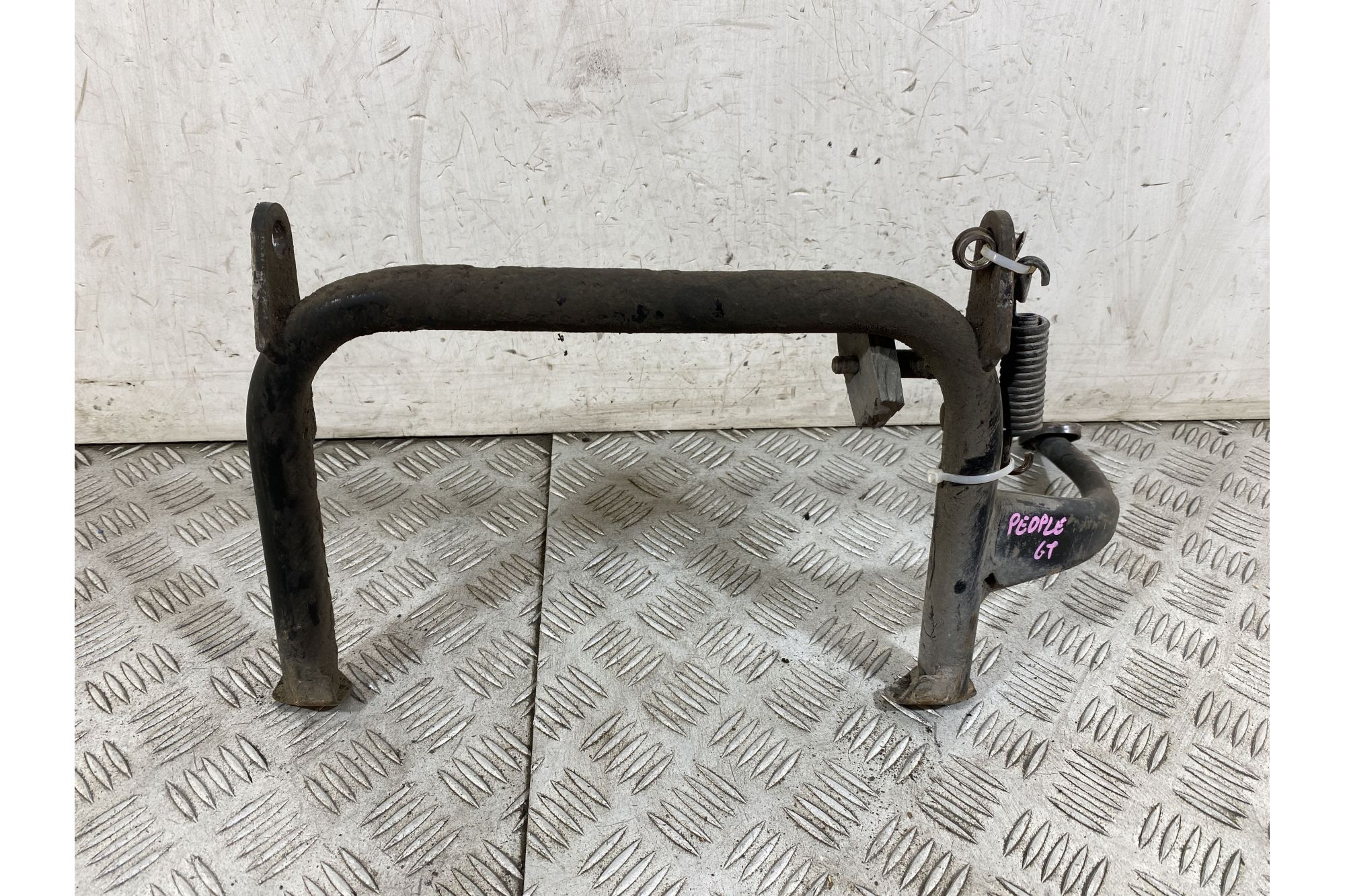 Cavalletto Centrale Kymco People GT 300 Dal 2010 al 2017  1754574439603