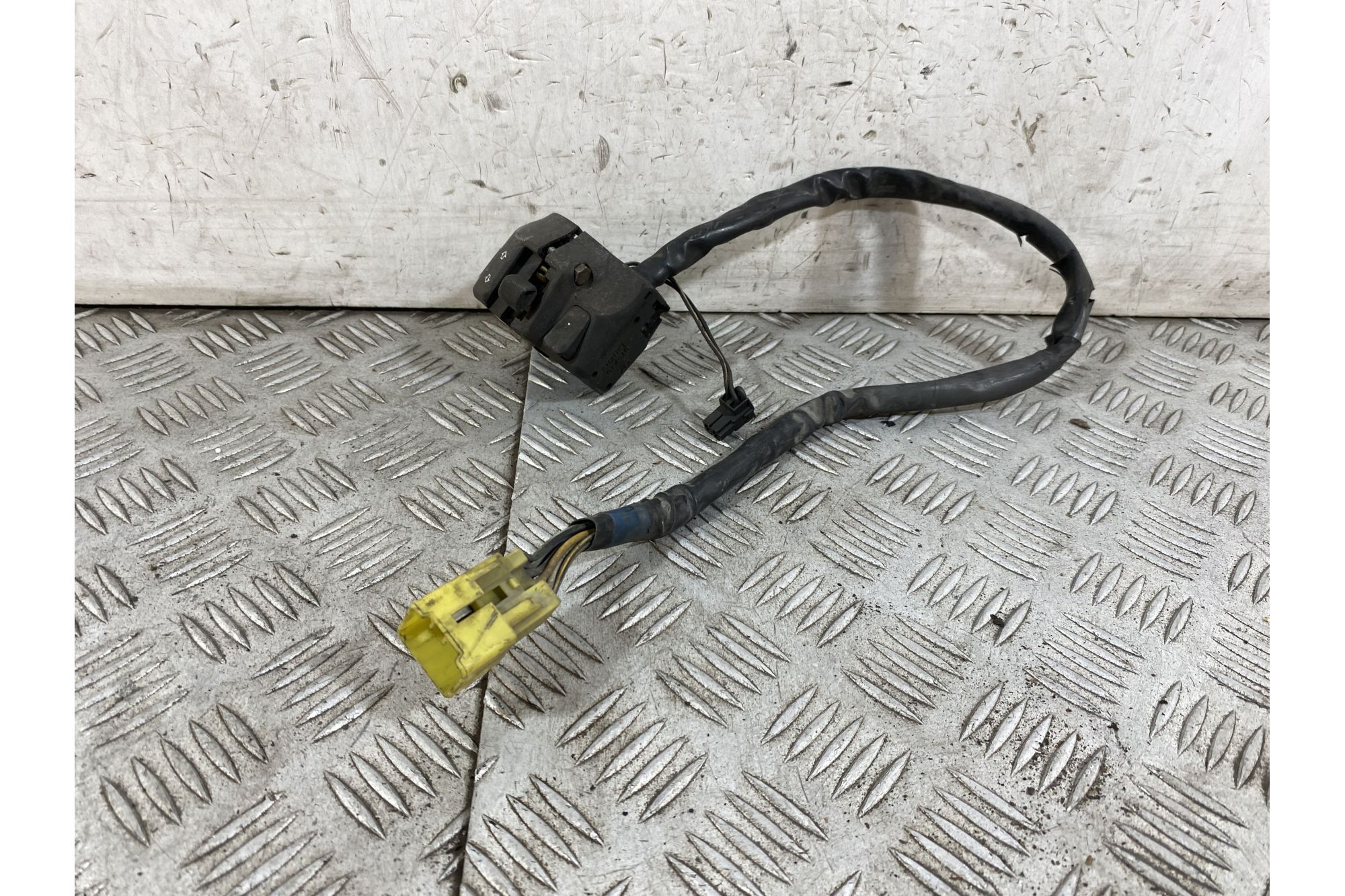 Commutatore Devioluci Sinistro Sx Suzuki SV 650 Dal 1999 Al 2002  1754639938263