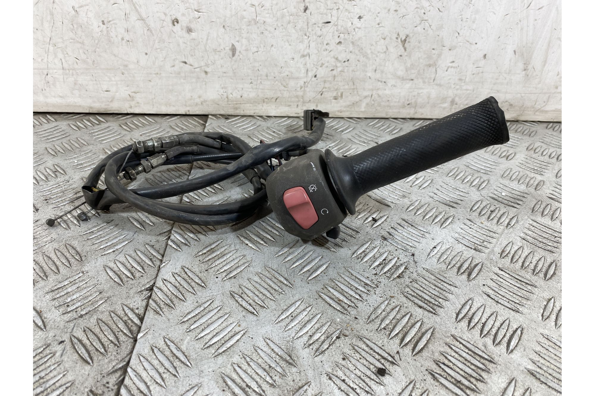Manopola Acceleratore Commutatore Devioluci destro Suzuki SV 650 Dal 1999 Al 2002  1754641923943