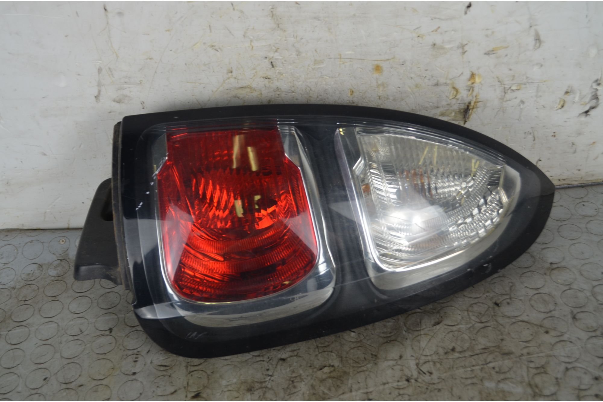 Fanale Stop Posteriore DX Citroen C3 Picasso Dal 2008 al 2017 Cod 6351GL  1755614898848