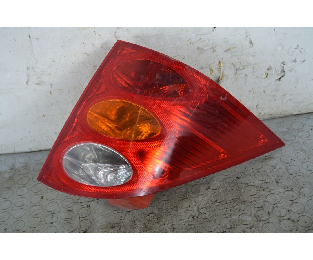 Fanale Stop Posteriore DX Peugeot 1007 Dal 2005 al 2010 Cod 6351V5 1755772002804 Fanale Stop Posteriore DX Peugeot 1007 Dal 2005 al 2010 Cod 6351V5 1755772002804