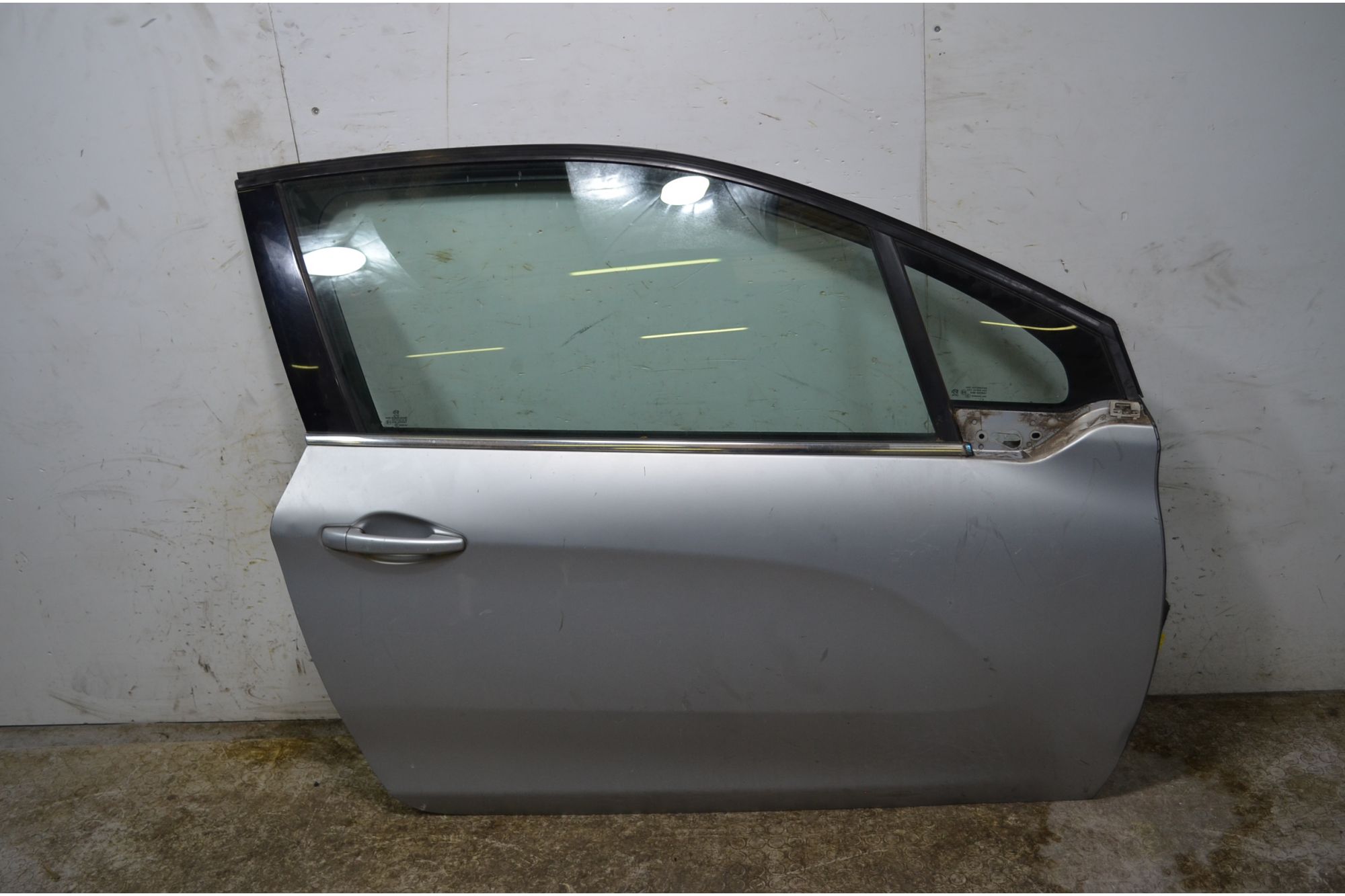 Portiera Sportello Anteriore DX 3P Peugeot 208 Dal 2012 al 2019 Cod 9805822480  1756194094989