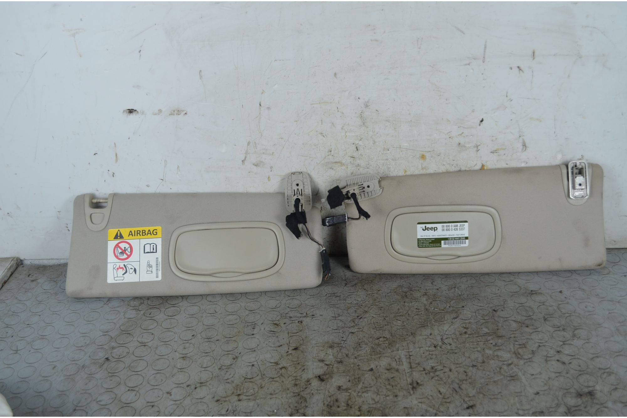 Alette Parasole DX e SX Jeep Cherokee Dal 2014 al 2018 Cod K1WG35HDAAH  1756300880444
