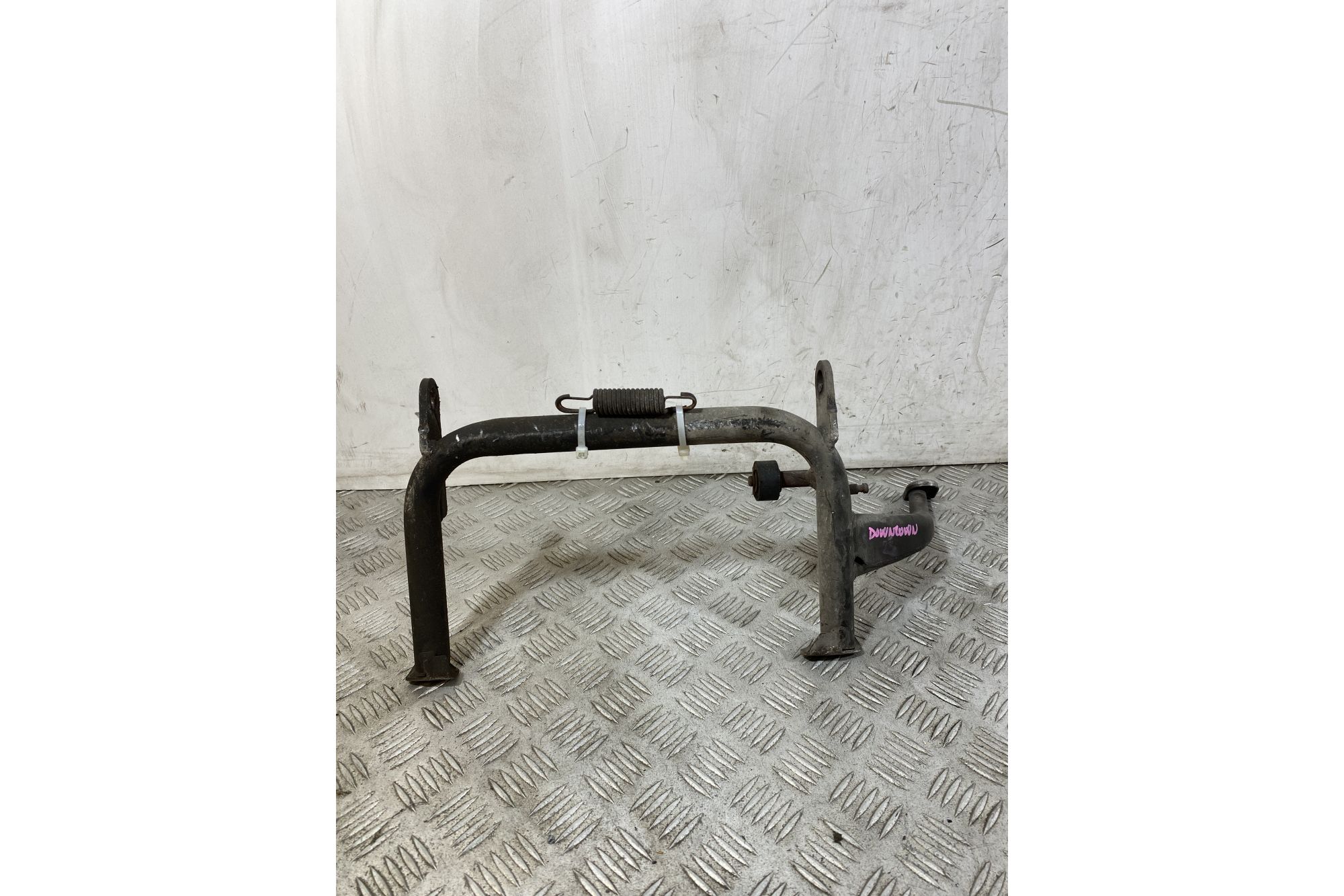 Cavalletto Centrale Kymco Downtown 300 dal 2009 al 2014  1756731111506