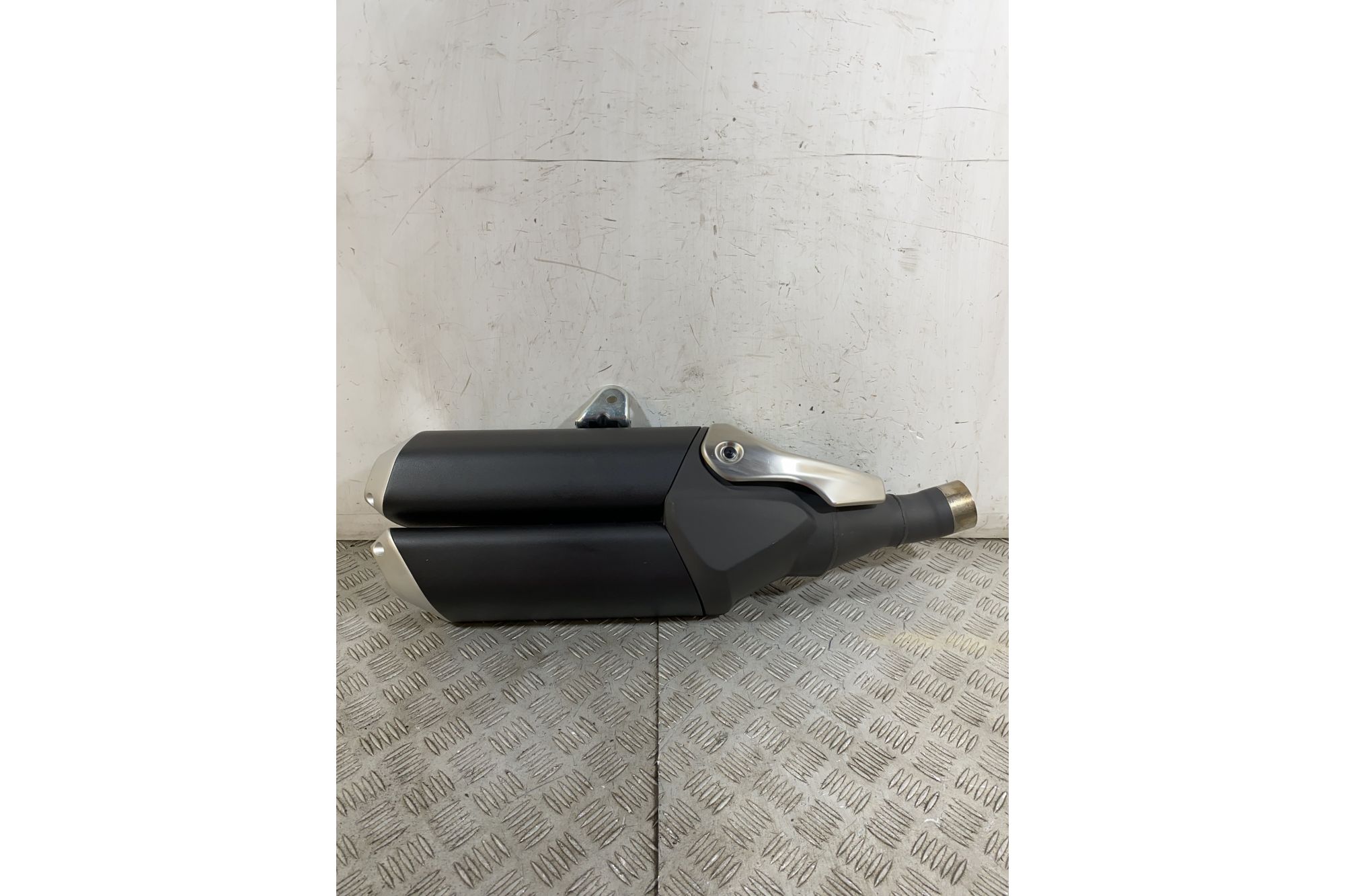 Silenziatore Marmitta Terminale Di Scarico Ducati Monster 1200 Dal 2017 al 2021  1756739705653