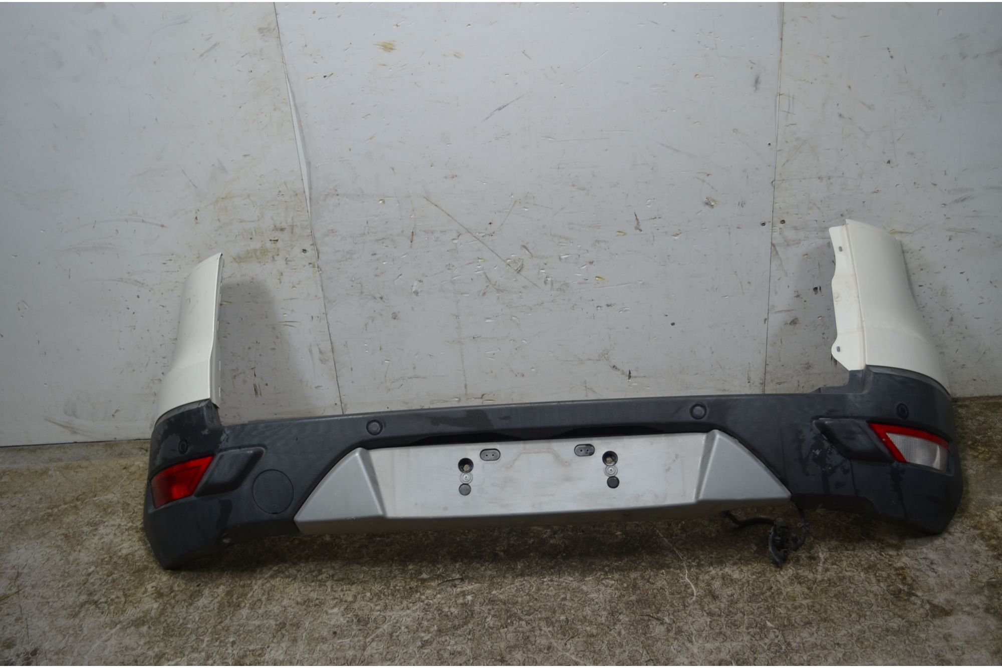 Paraurti Posteriore Ford Ecosport Dal 2014 al 2018 Cod 2251048  1756814763875
