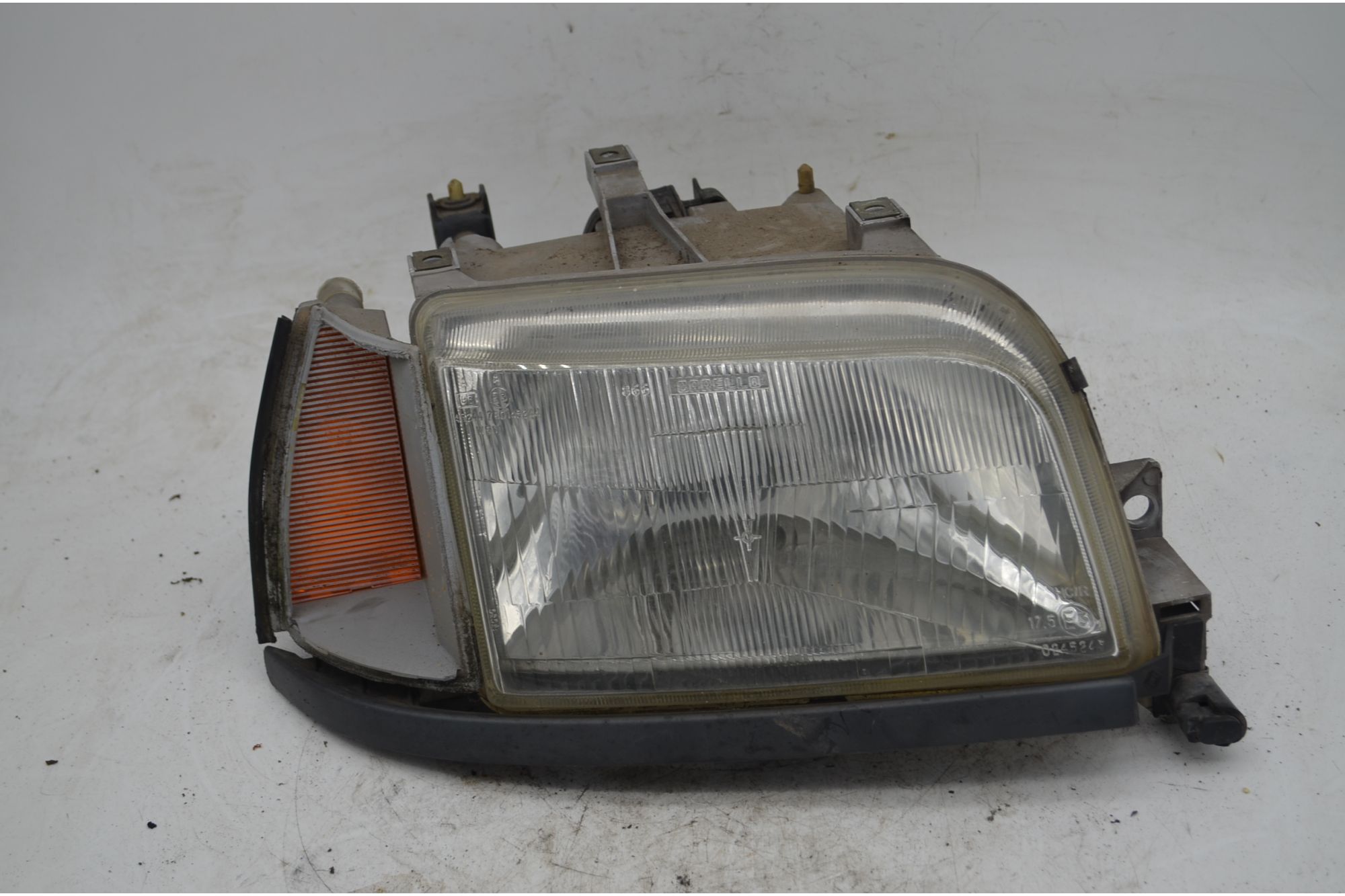 Faro Anteriore DX Renault Clio Dal 1990 al 1998 Cod 7701042148  1756902820053
