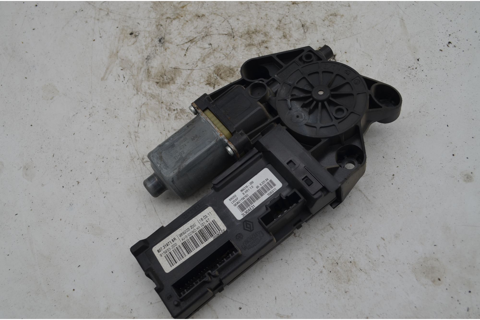 Motorino alzavetro anteriore SX Renault Scenic Xmod Dal 2013 al 2016 Cod 807319718R  1757061500299