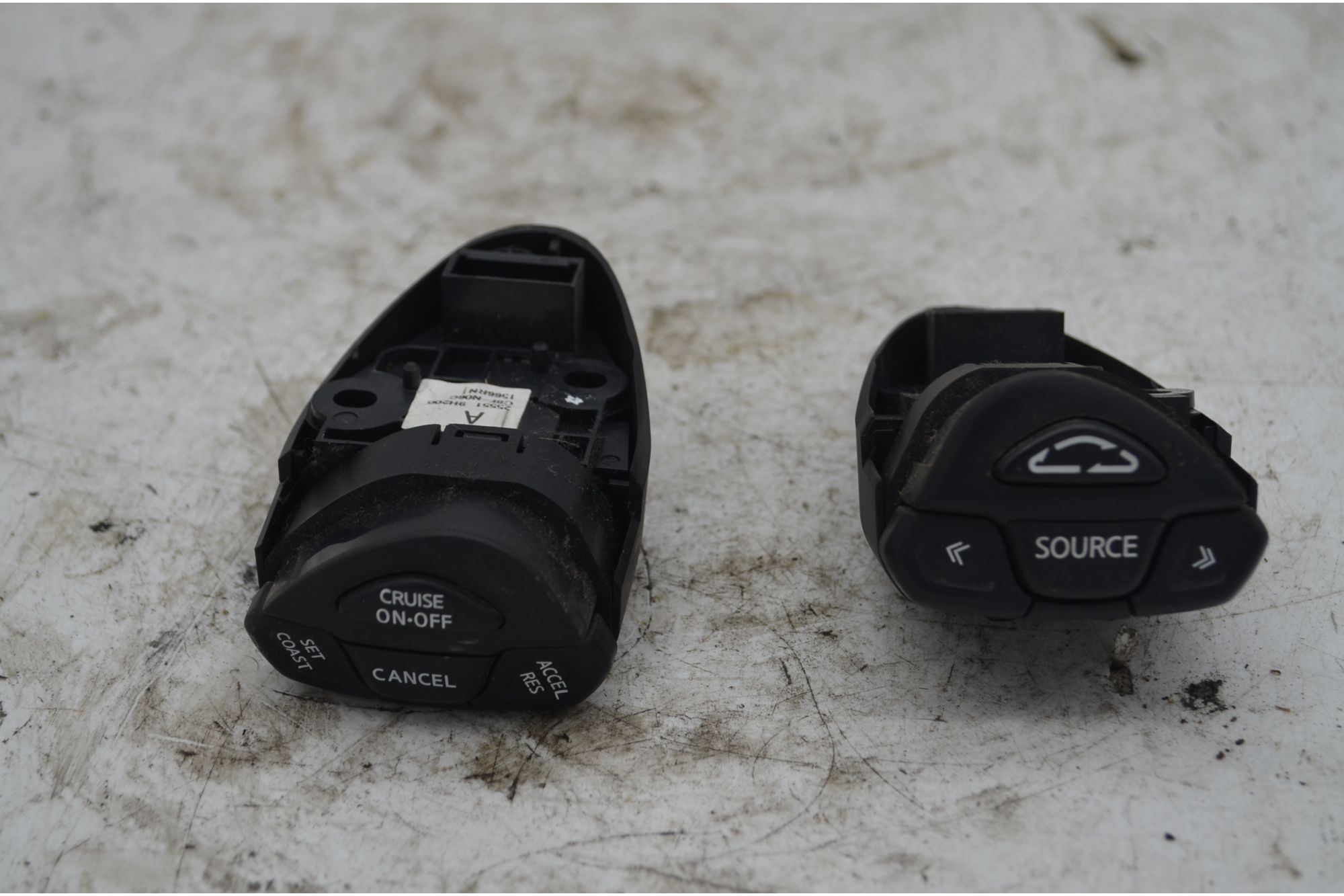 Comandi Cruise Control Nissan X-Trail Dal 2001 al 2007 Cod 255519H200  1757062886569