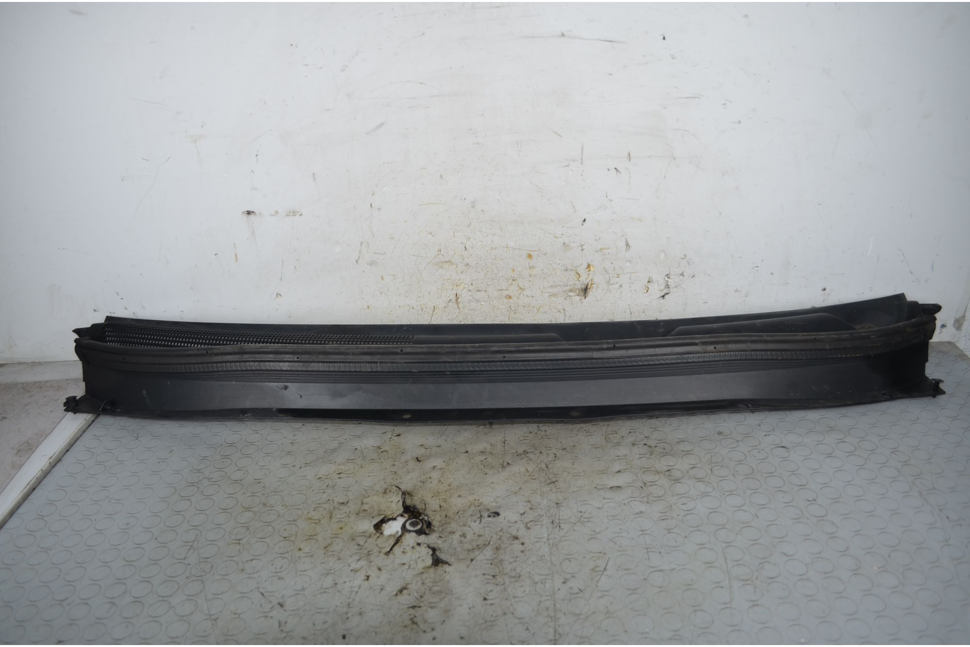 Gocciolatoio Jeep Cherokee Dal 2014 al 2018 Cod K68102557AE  1757335872794