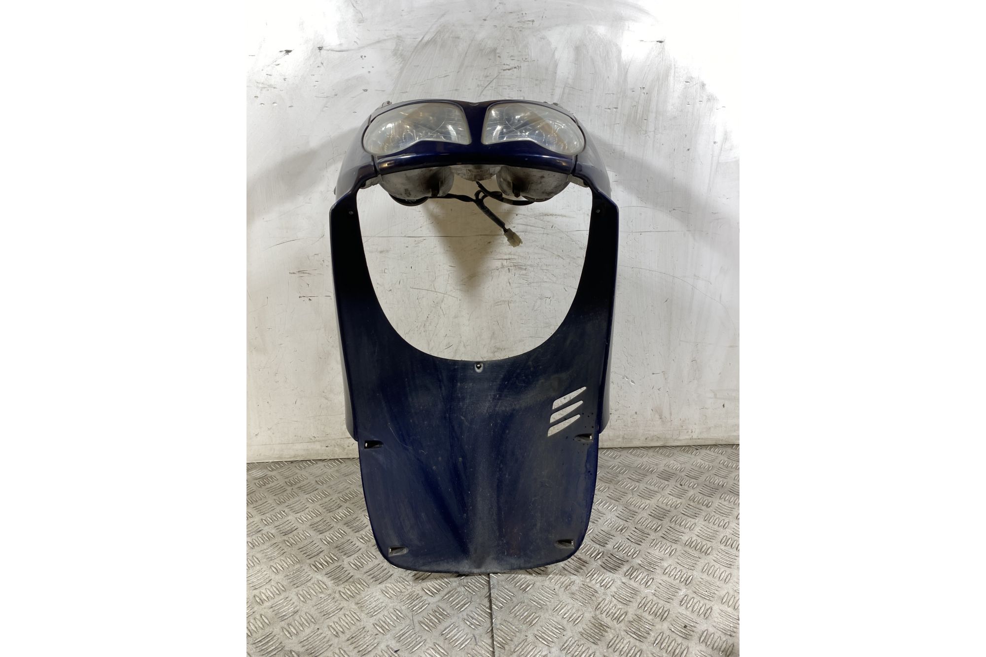 Carena Scudo Anteriore Con Faro Aprilia Sportcity 125 / 200 / 300 dal 2004 al 2008  1757337173066