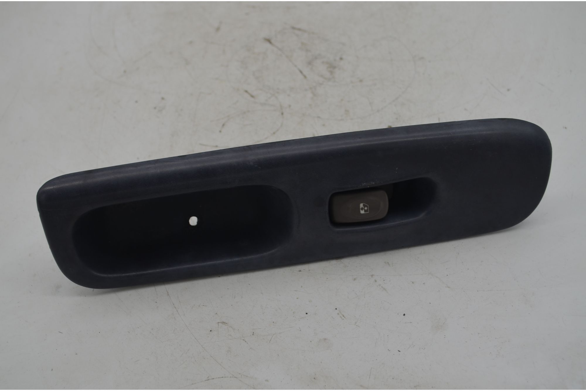 Pulsantiera Alzacristalli Anteriore DX Renault Twingo Dal 1993 al 2007 Cod 7700832376  1757343059125