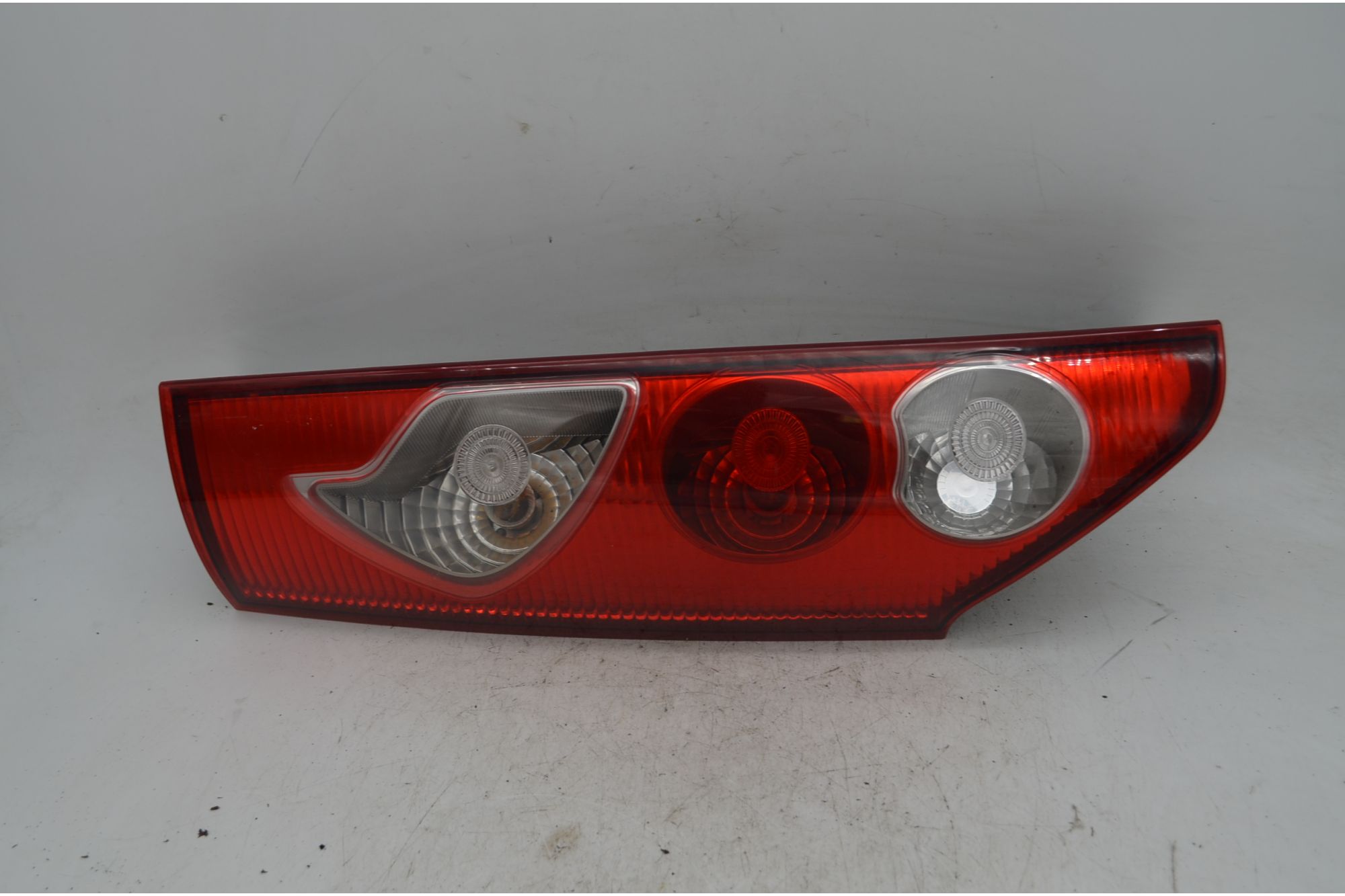 Fanale Stop Posteriore SX Renault Kangoo  Dal 2008 al 2013 Cod 8200419941  1757421504325