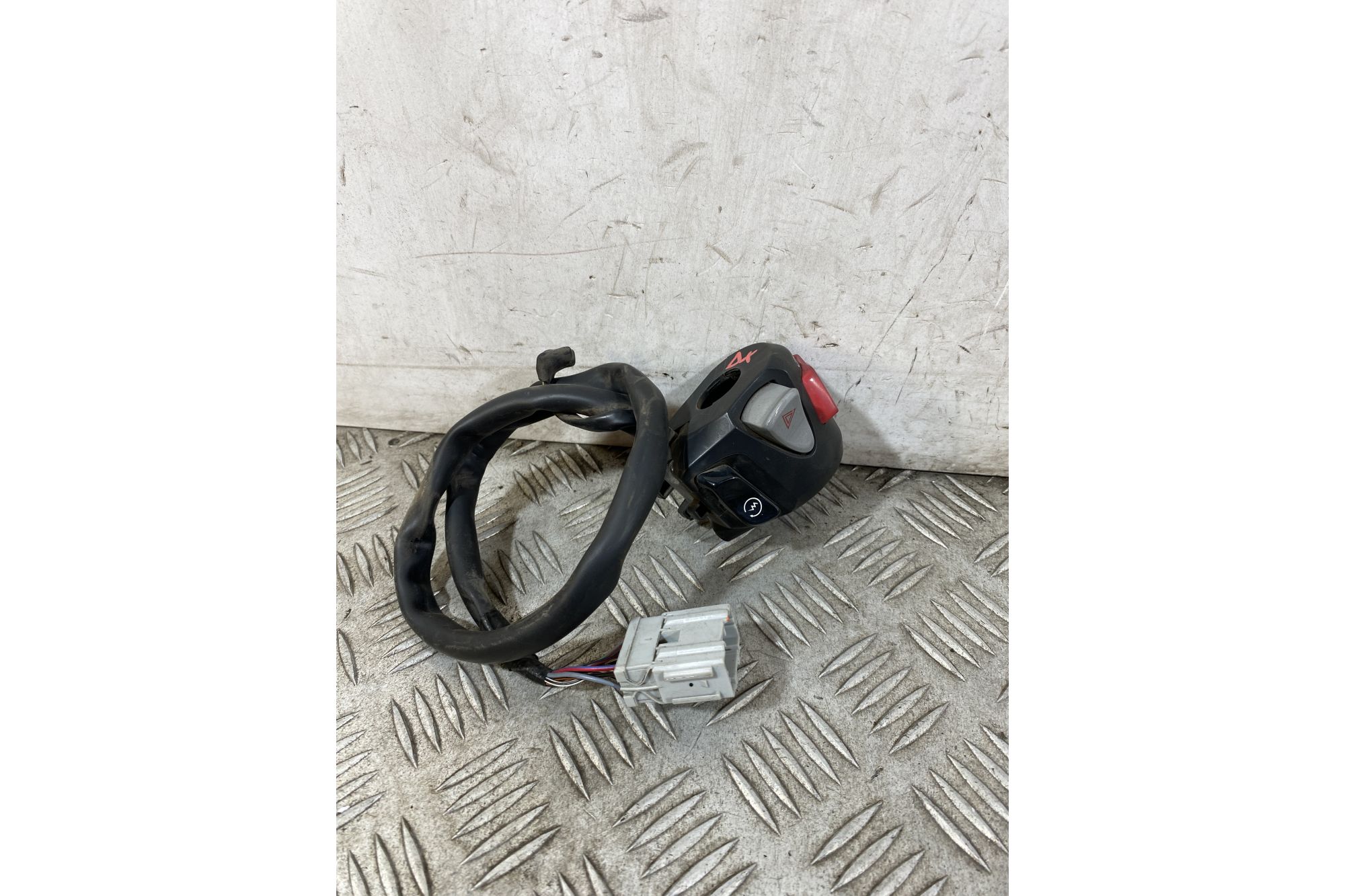Commutatore Devio Luci Destro DX Honda Forza 300 Dal 2013 Al 2017  1757492233575