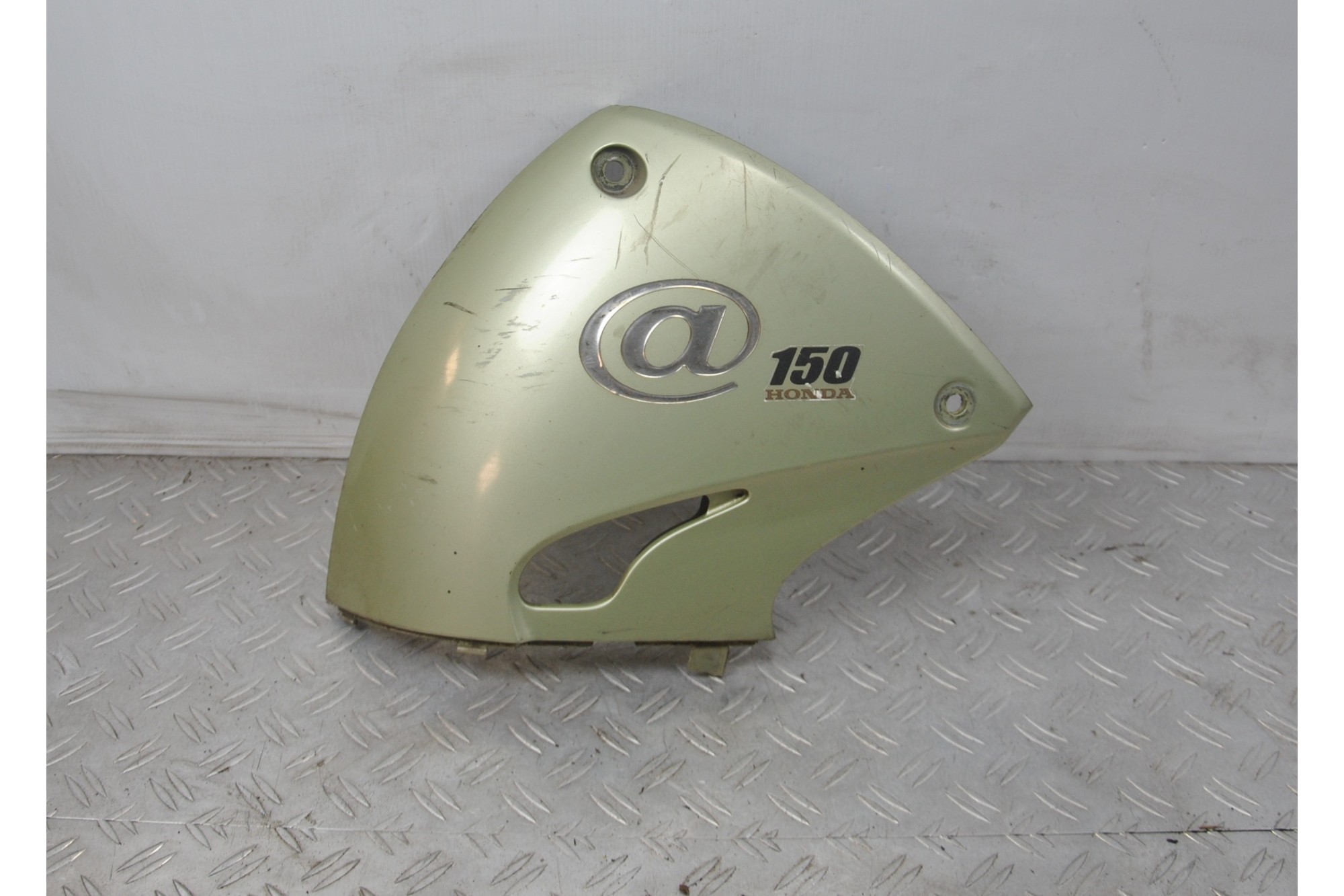 Carena Fianchetto Centrale Laterale Sinistro Sx Honda Chiocciola @ 150 dal 2000 al 2006  1624461304096