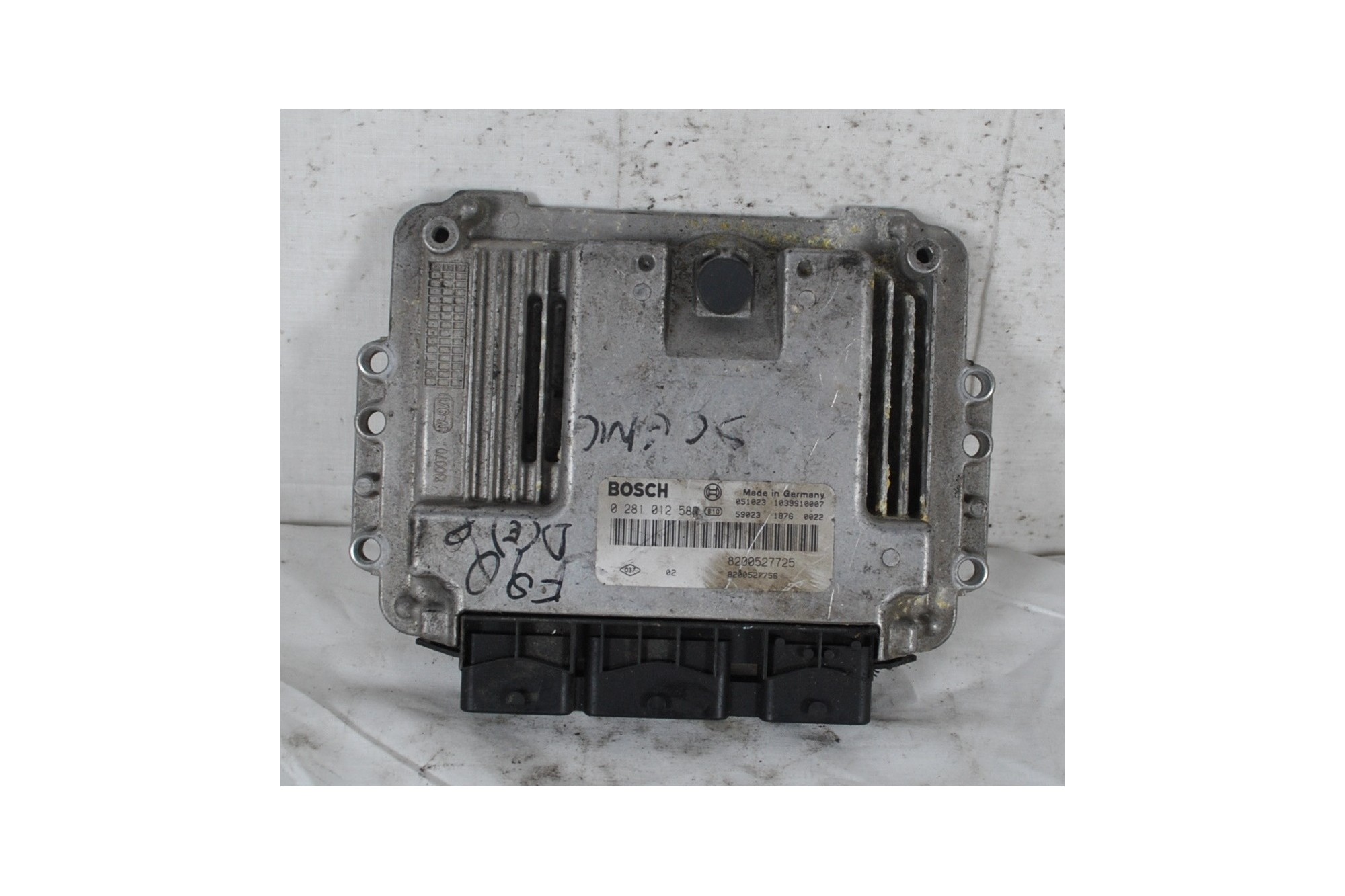 Centralina ECU Renault Scenic II Dal 2003 al 2009 Cod 0281012589/ 8200527725  1625643166716