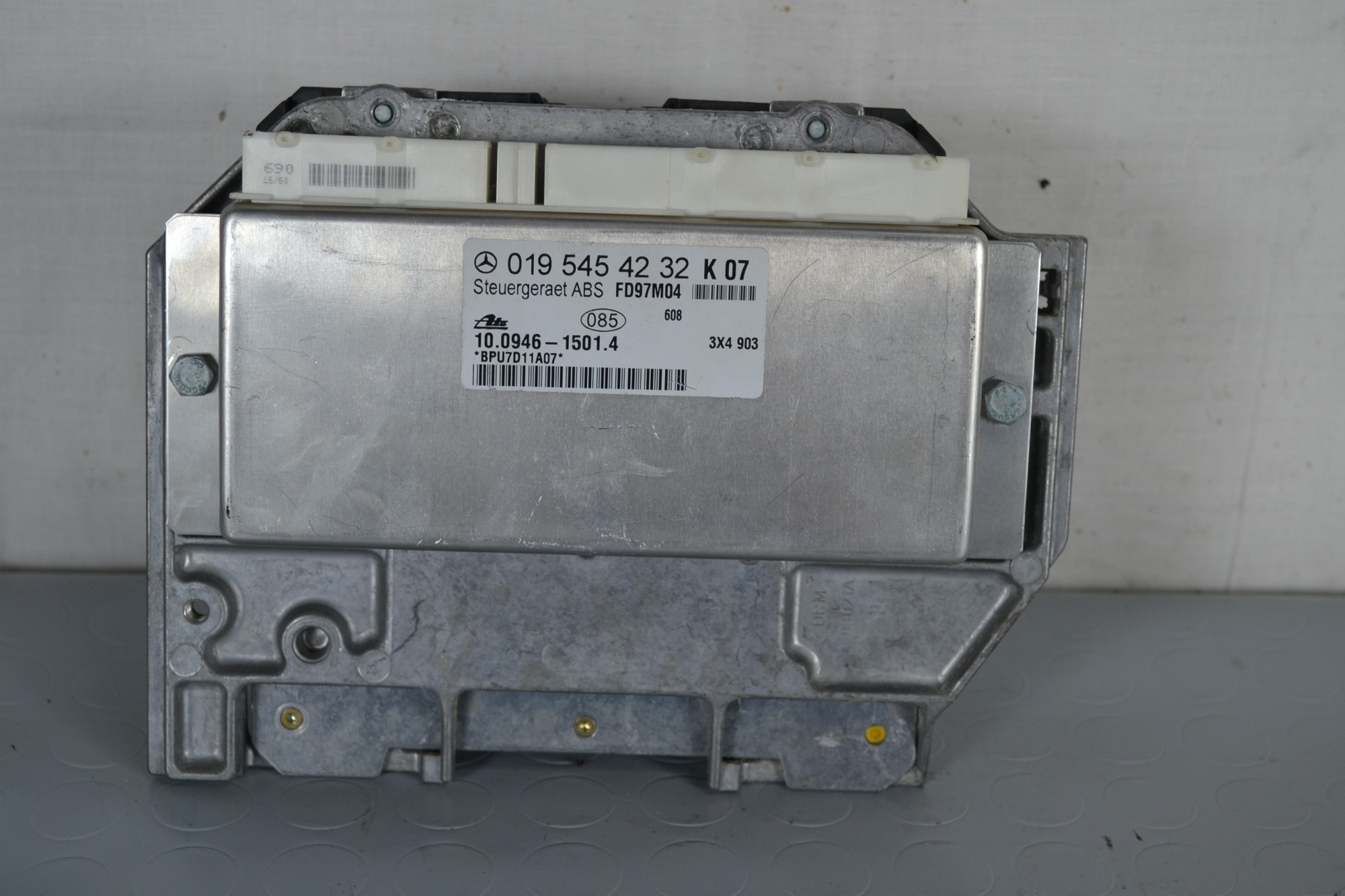 Centralina ECU Mercedes Classe C W202 Dal 1993 al 2001 Cod 0195454232/ 0225458732  1625740357239