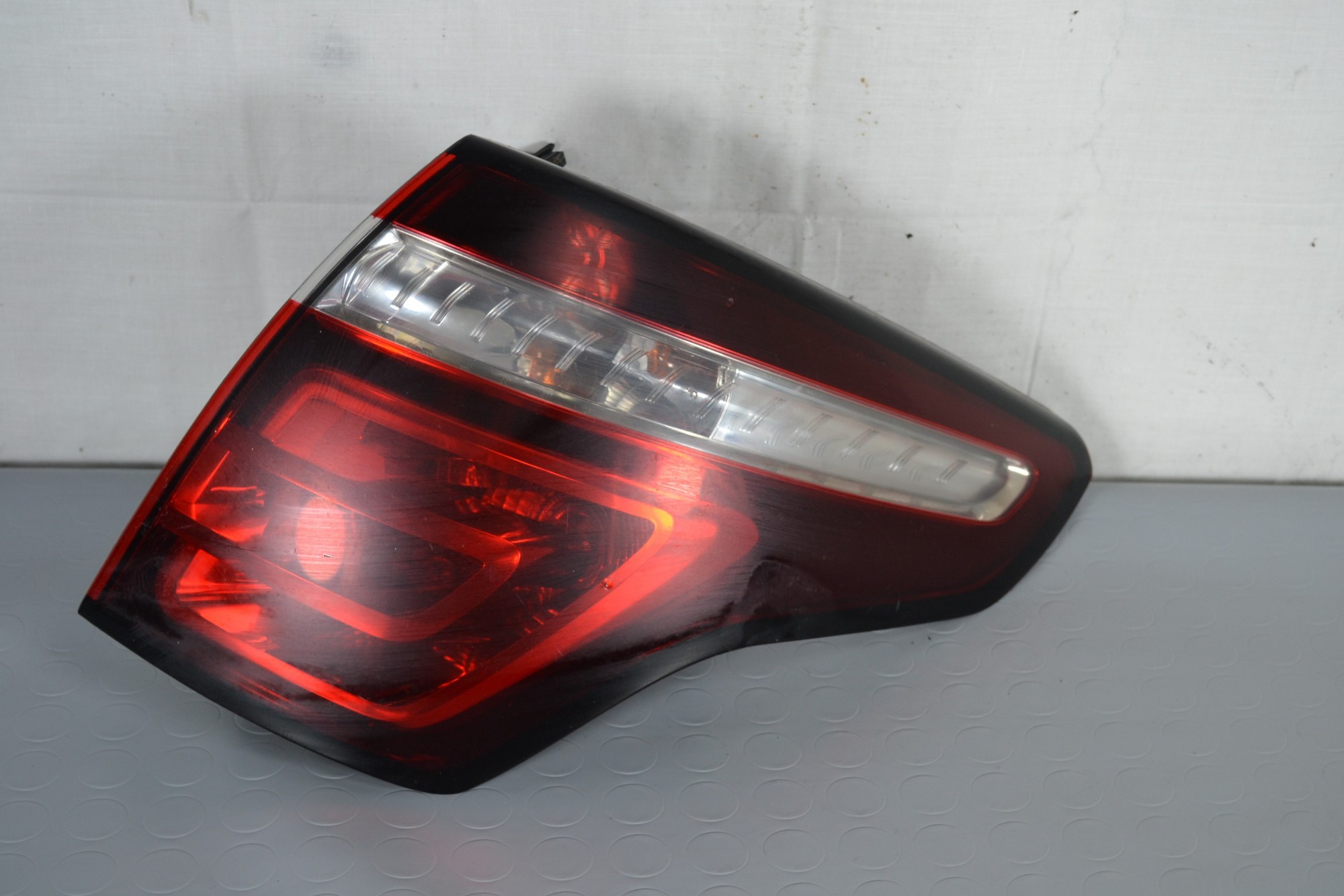 Fanale stop posteriore DX Citroen C4 Picasso Dal 2006 al 2013 Cod 9673164780  1625819885243