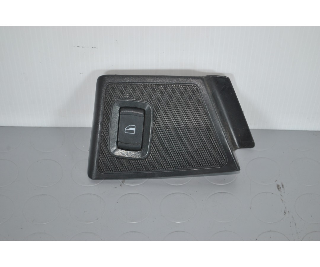 Pulsantiera Alzacristalli Posteriore DX Skoda Octavia SW dal 1998 al 2004 Cod 1u4867435a  1626161514362