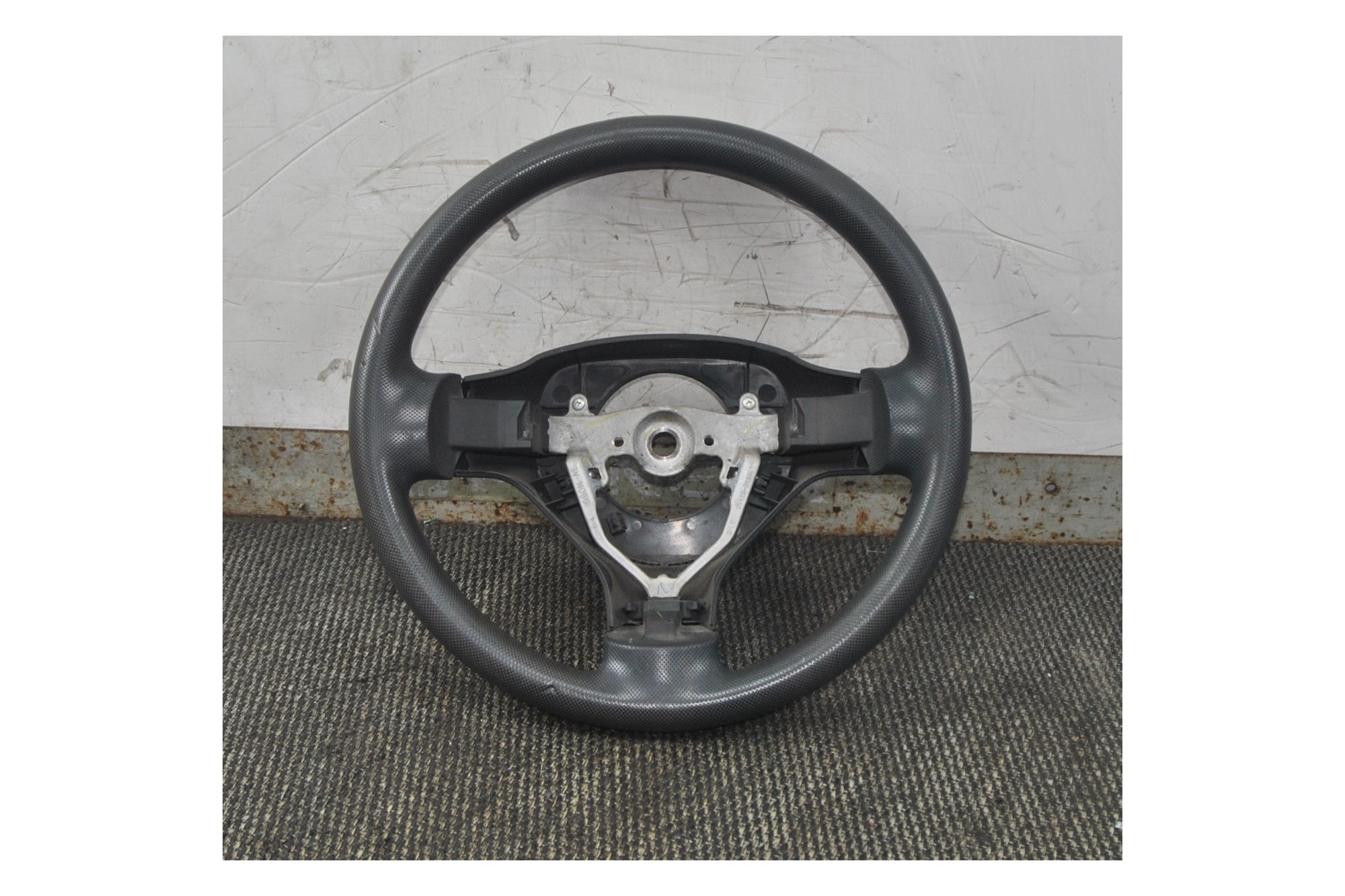 Volante Tre Razze Citroen C1 dal 2005 al 2014 Cod OEM 4109GN  2411111123140