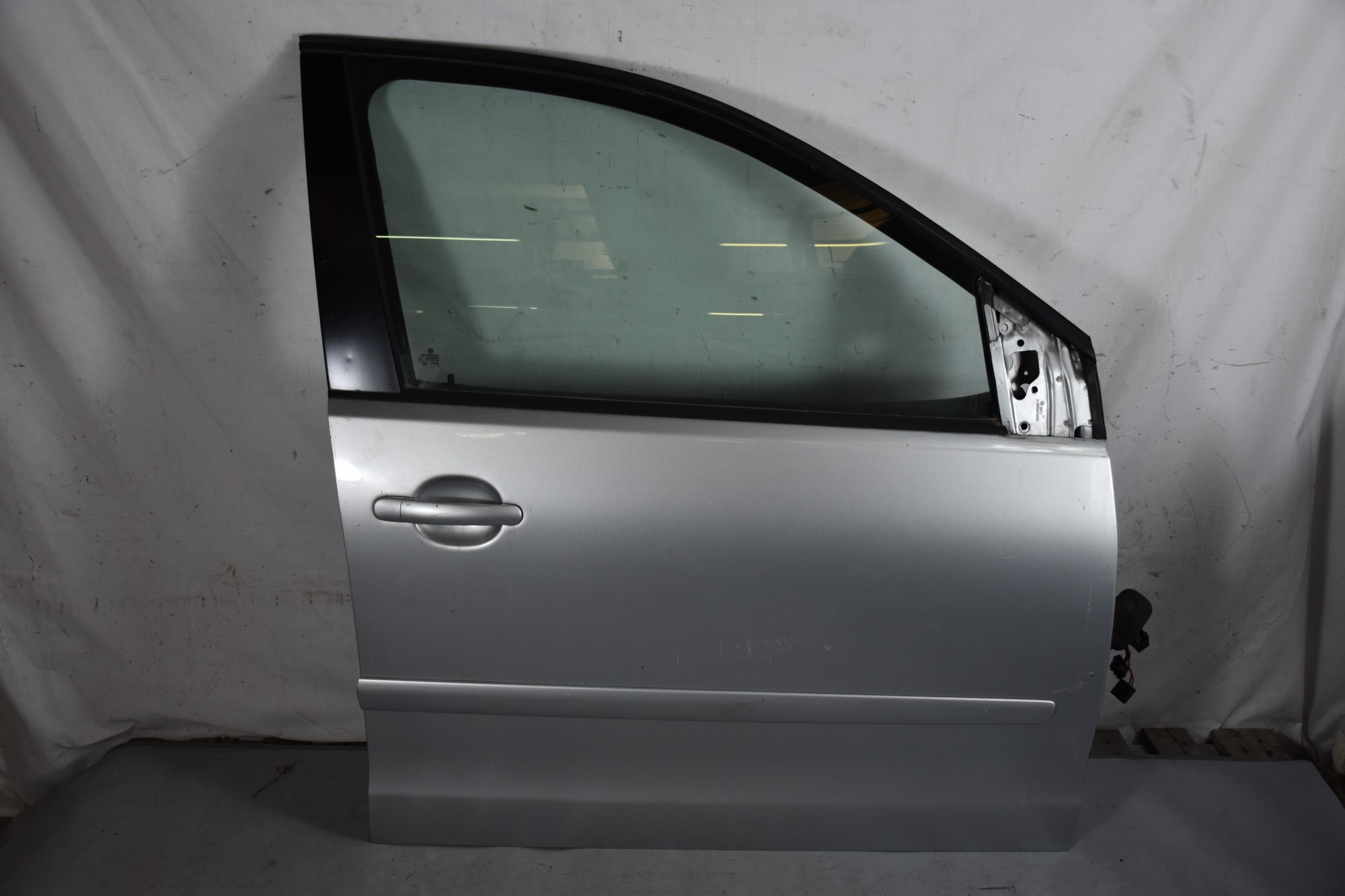 Portiera sportello anteriore DX Volkswagen Golf V Dal 2003 al 2008  1626360525411