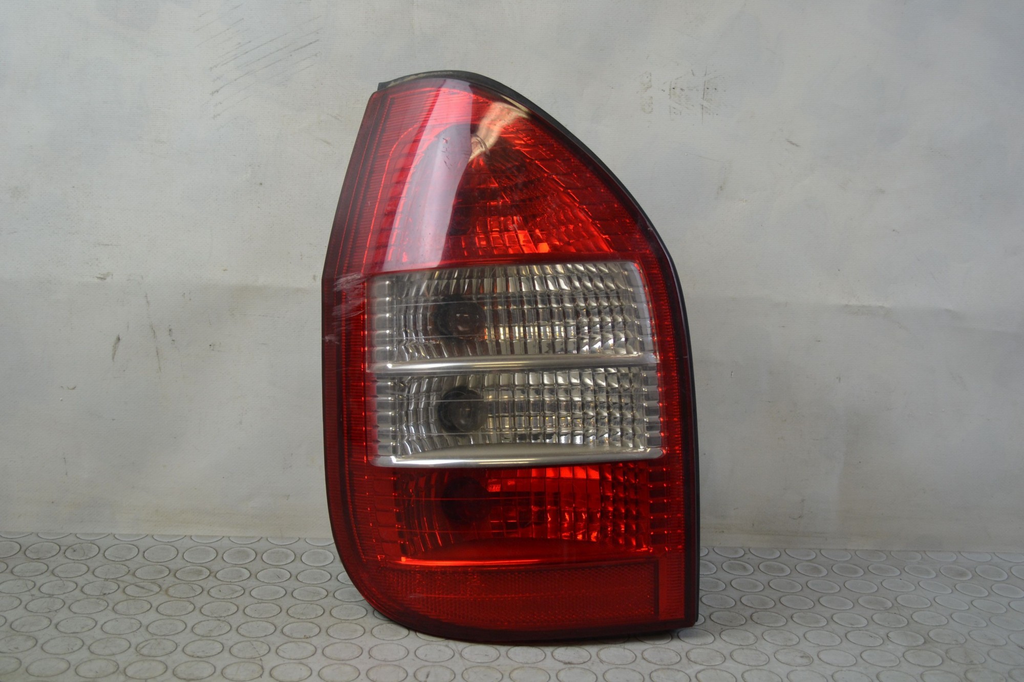 Fanale stop posteriore SX Opel Zafira A dal 1999 al 2005 COD 93175677  2411111123560