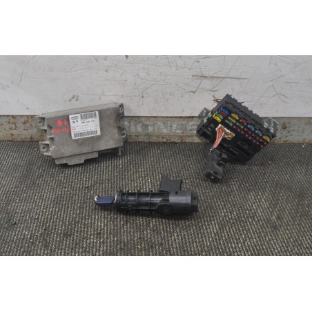 Kit chiave Completo Fiat Punto 1.2 Dal 1993 al 1999 cod : 46543447  2411111124536