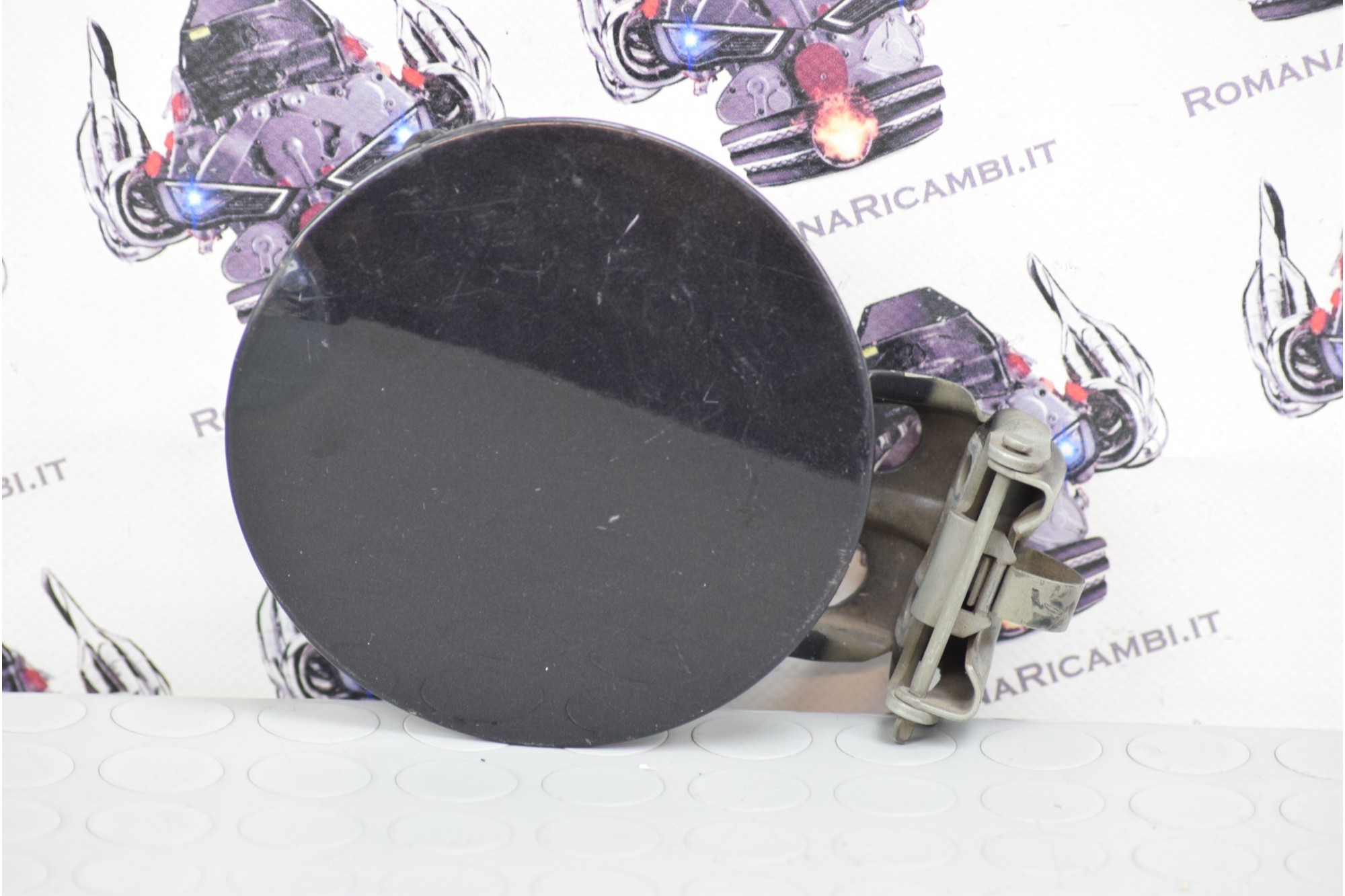 Sportello serbatoio carburante BMW Z3 anno 96 - 02 cod. 41358413377 NERO  2411111125335