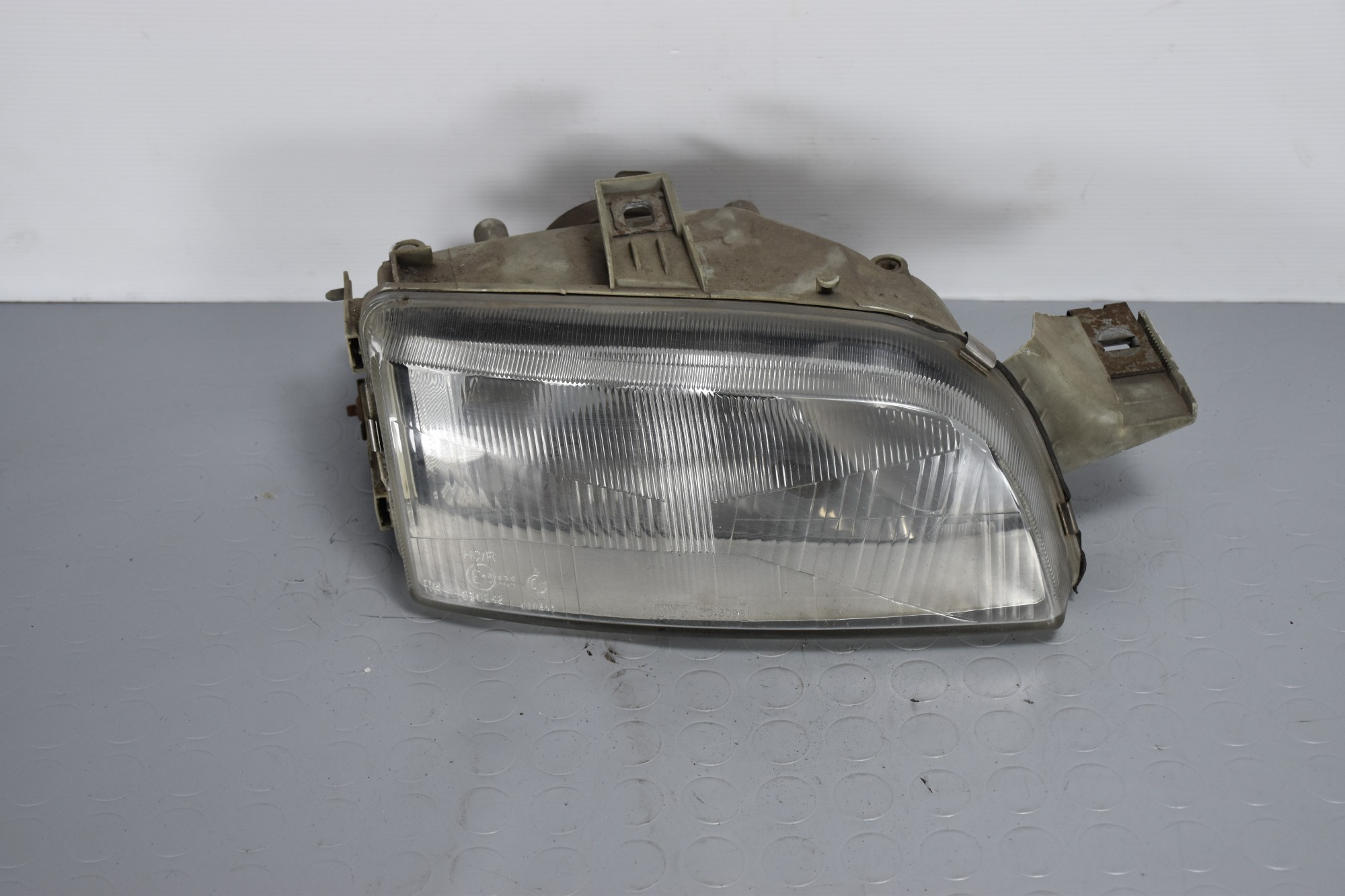 Faro Anteriore DX Fiat Punto 176 dal 1993 al 1999 Cod 20-3096  1628246168590