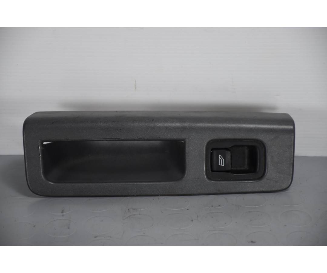 Pulsantiera alzacristalli posteriore DX Volvo V50 dal 2004 al 2012 Cod 8679478  1628257954175