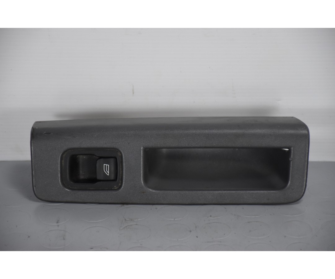 Pulsantiera alzacristalli posteriore SX Volvo V50 dal 2004 al 2012 Cod 8679477  1628258307932