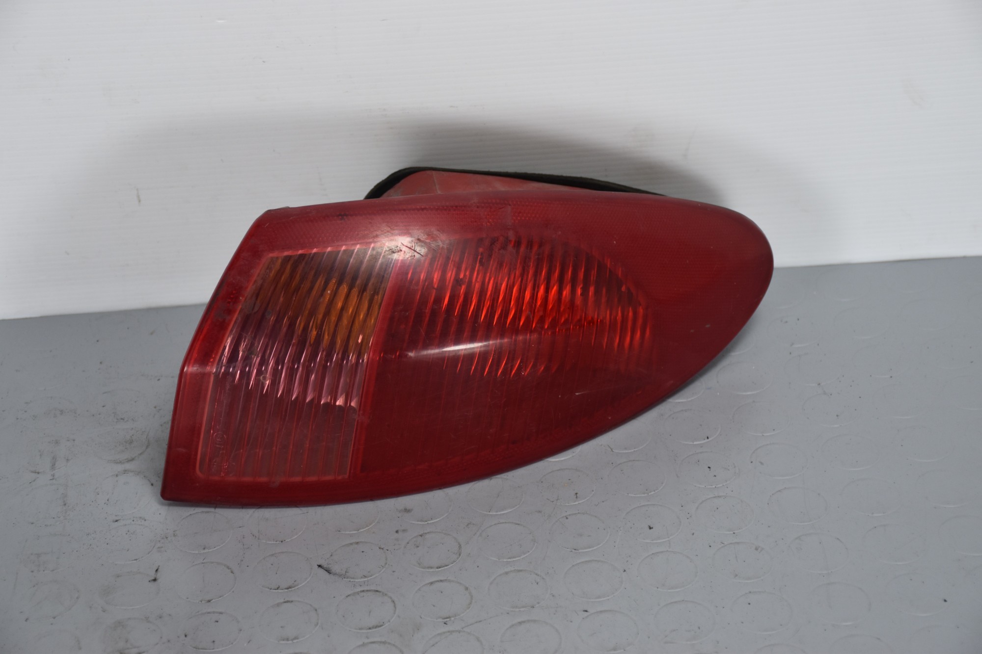 Fanale Stop Posteriore DX Alfa Romeo 147 dal 2000 al 2010 Cod 46556347  1628259206708