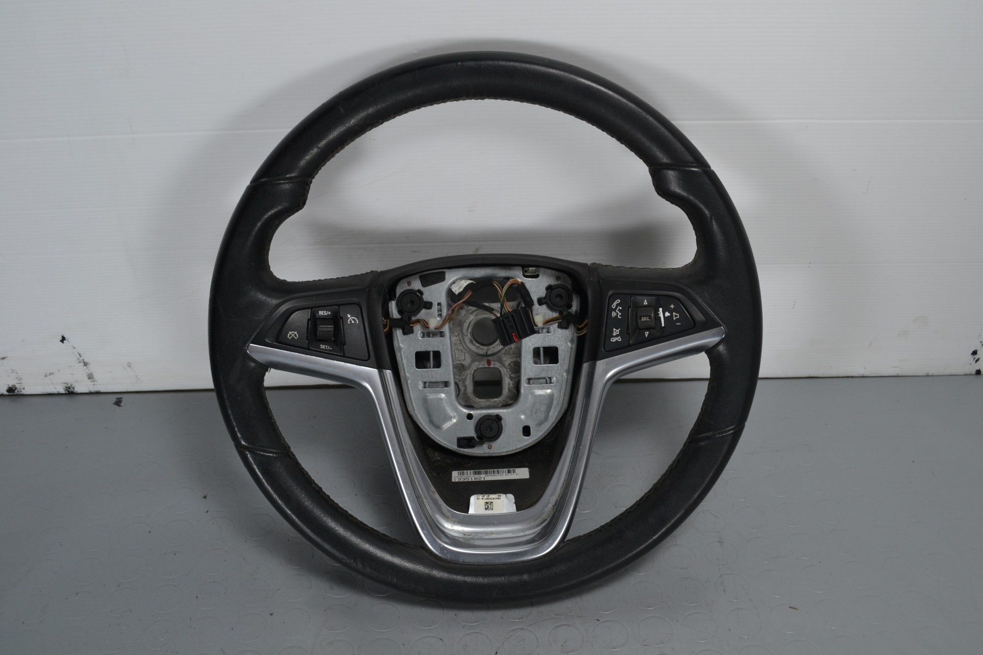 Volante Opel Astra J dal 2009 al 2020 Cod 13351021  1629126423075