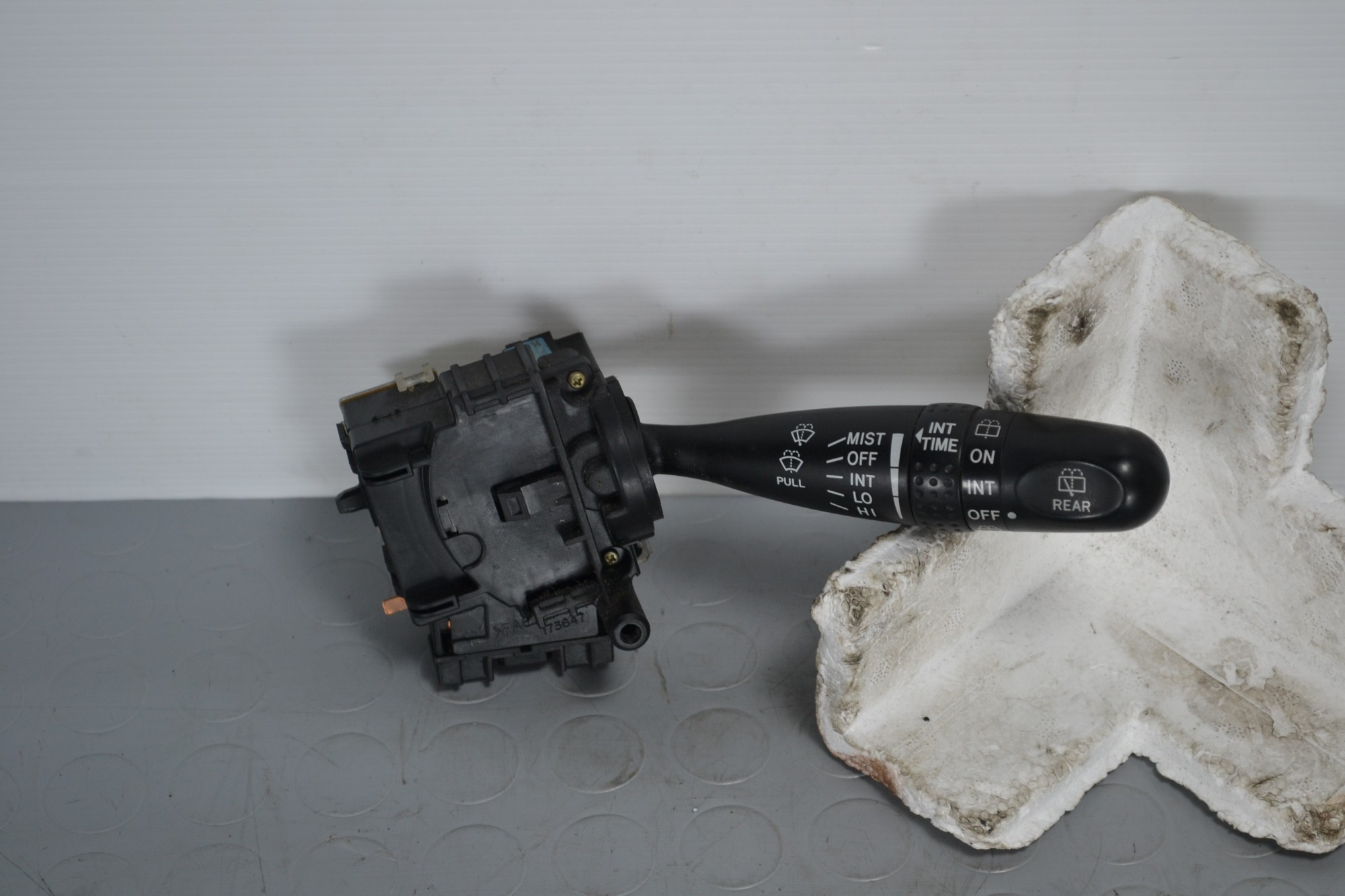 Devioluci Leva comando Tergicristalli Toyota Yaris dal 1999 al 2005 Cod 173690  1629210071342