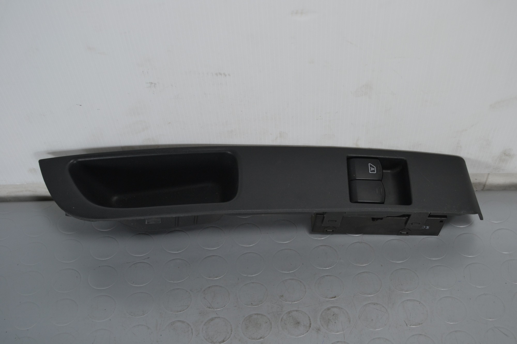 Pulsantiera Alzacristalli Anteriore SX Nissan Micra K12 dal 2002 al 2010 Cod 80901ax100  1629808719526