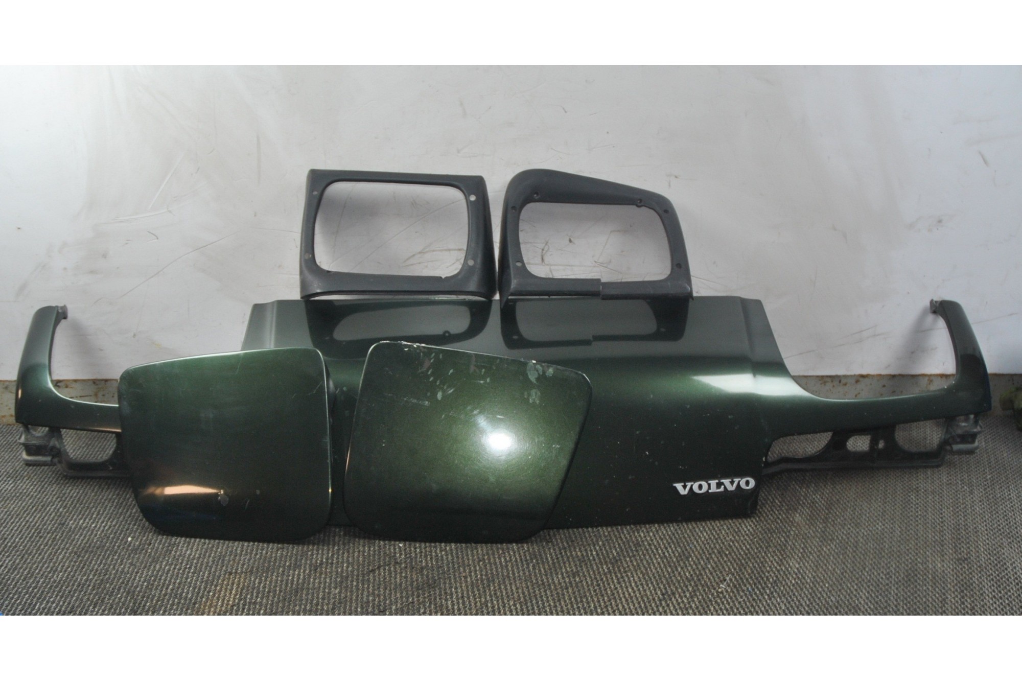 Musone + Copri Fari Volvo 480 dal 1986 al 1995 COD 3412676  2411111126738