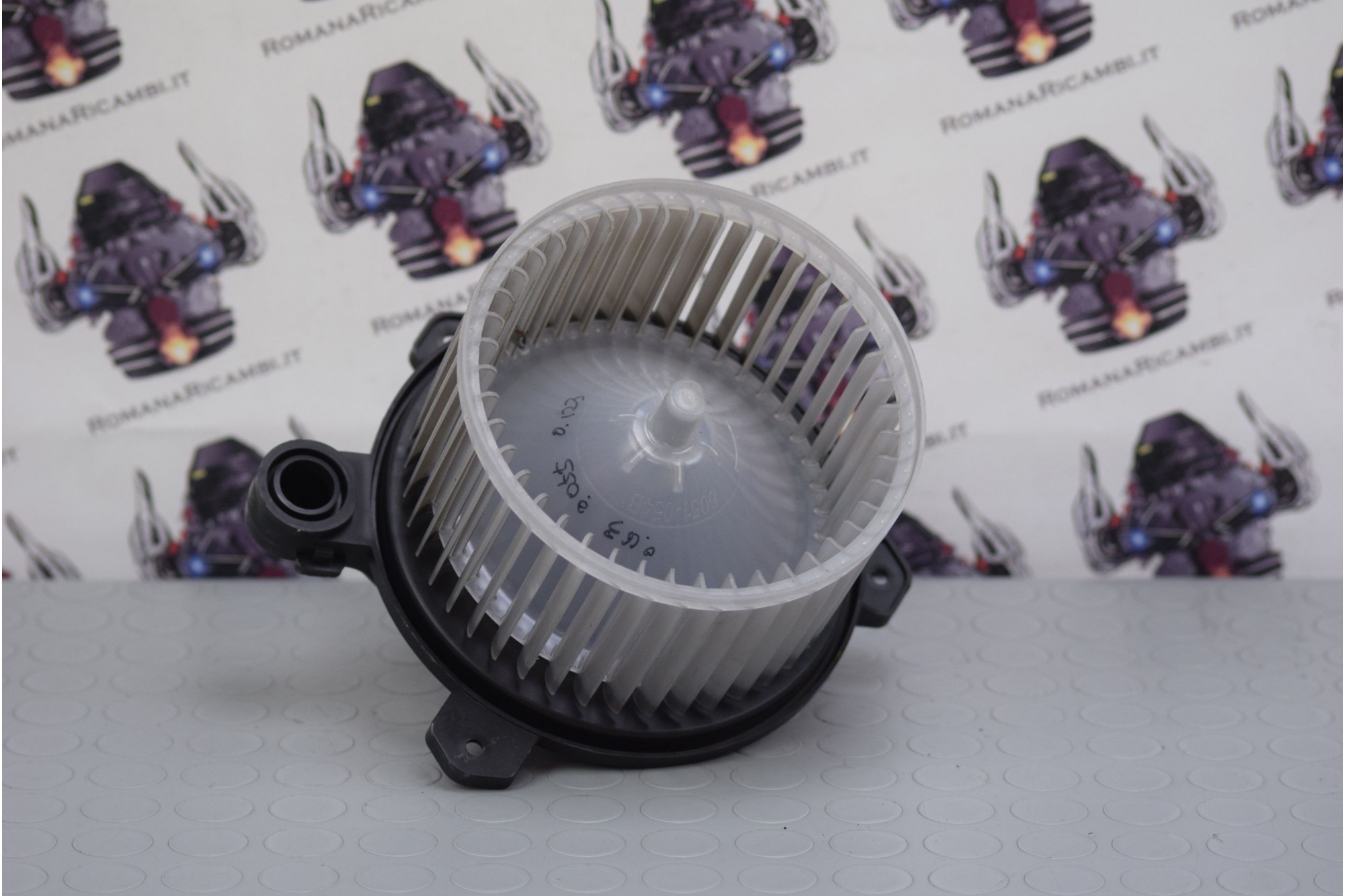 Ventola aria abitacolo Opel Karl 1.0 '15 - '17 cod. 95369697  2411111126837