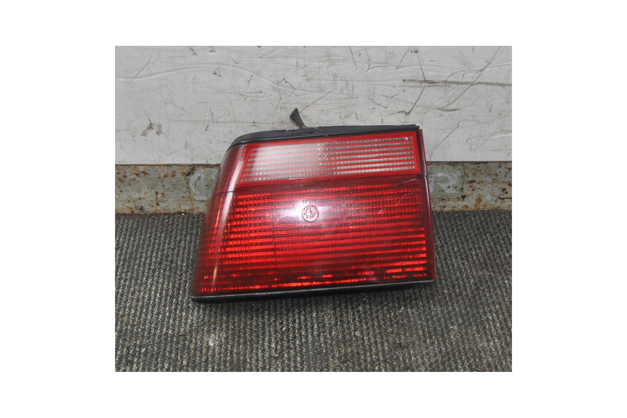 Fanale Stop Posteriore Esterno SX Alfa Romeo 155 Dal 1992 al 1998 Cod 60568443  2411111127032