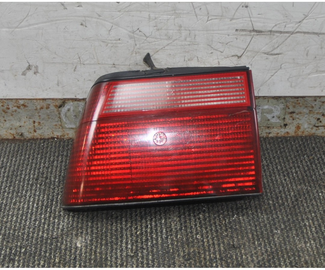 Fanale posteriore stop sinistro Sx Alfa Romeo 155 Dal 1992 al 1996 Fanale posteriore stop sinistro Sx Alfa Romeo 155 Dal 1992 al 1996