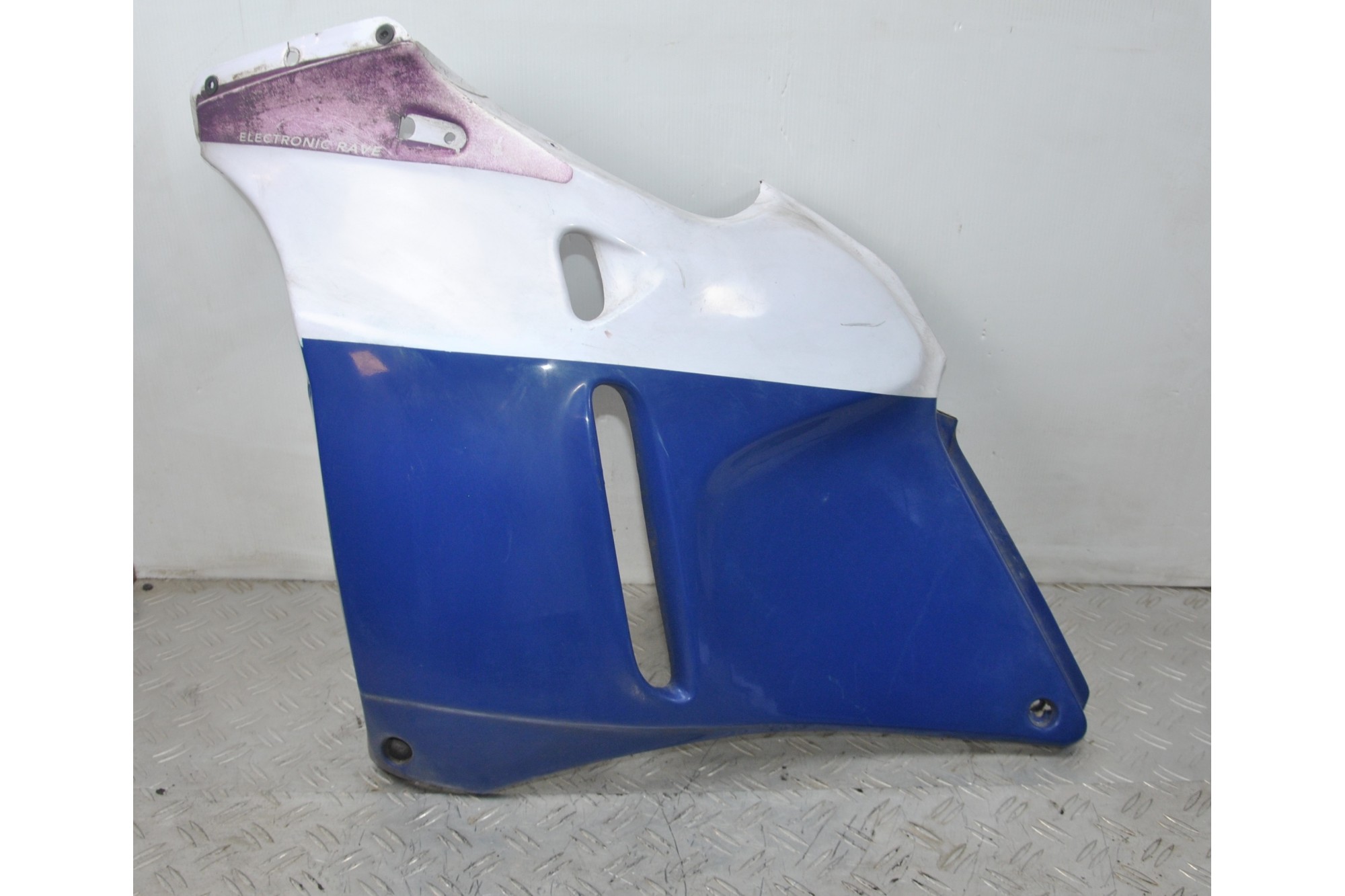 Carena Fianchetto Laterale Sinistro Aprilia Pegaso 125 dal 1989 al 1991 Cod DISN6363  1631530820227